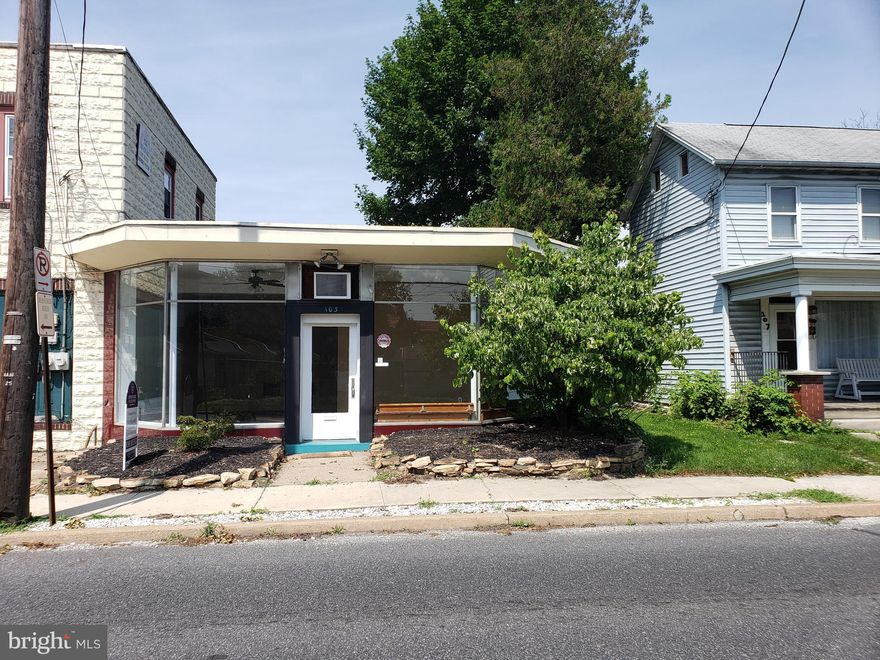 Join the charming collection of shops and eateries in historic downtown Mechanicsburg. This space is currently used as a hair salon in the same building as the Mechanicsburg Beverage. Become part of the fabric of this thriving small town. The right business will be able to take advantage of the good foot and vehicle traffic. $775/mo. Parking for 3-4 cars on Allen Street.  All utilities included. Tenant pays electric.
