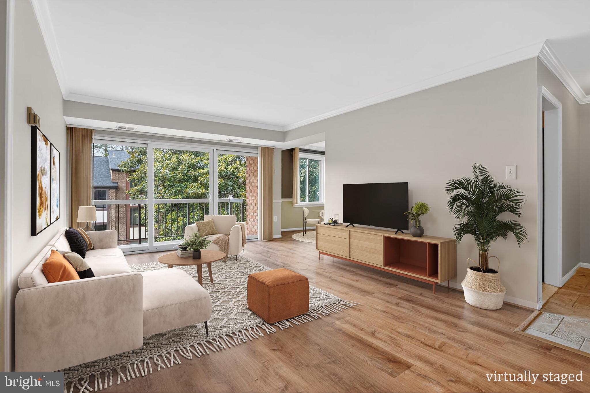 9702 KINGSBRIDGE DRIVE 202