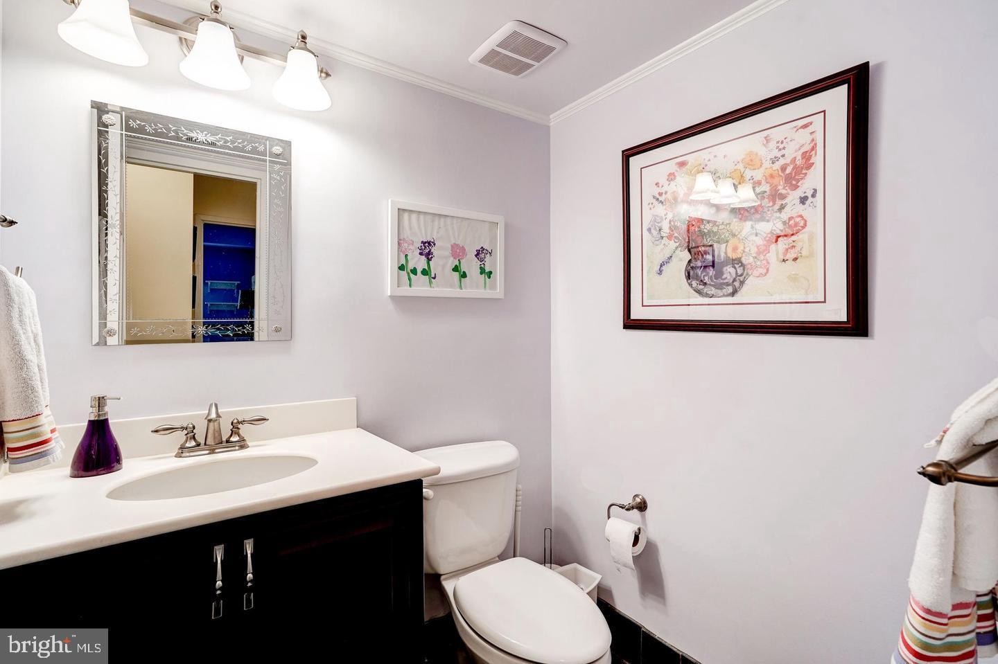 HAWTHORNE VILLAGE - Residential Lease