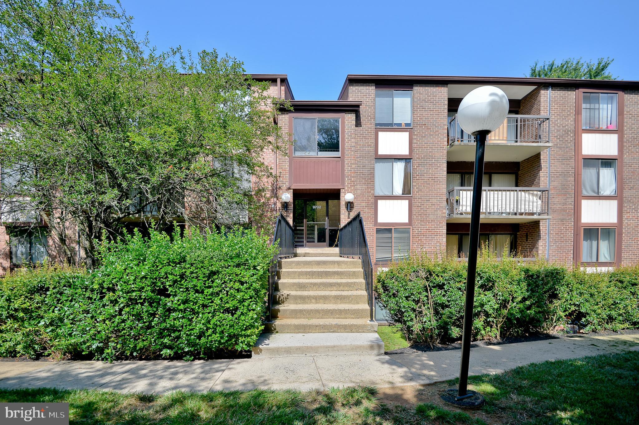 HAWTHORNE VILLAGE - Residential Lease