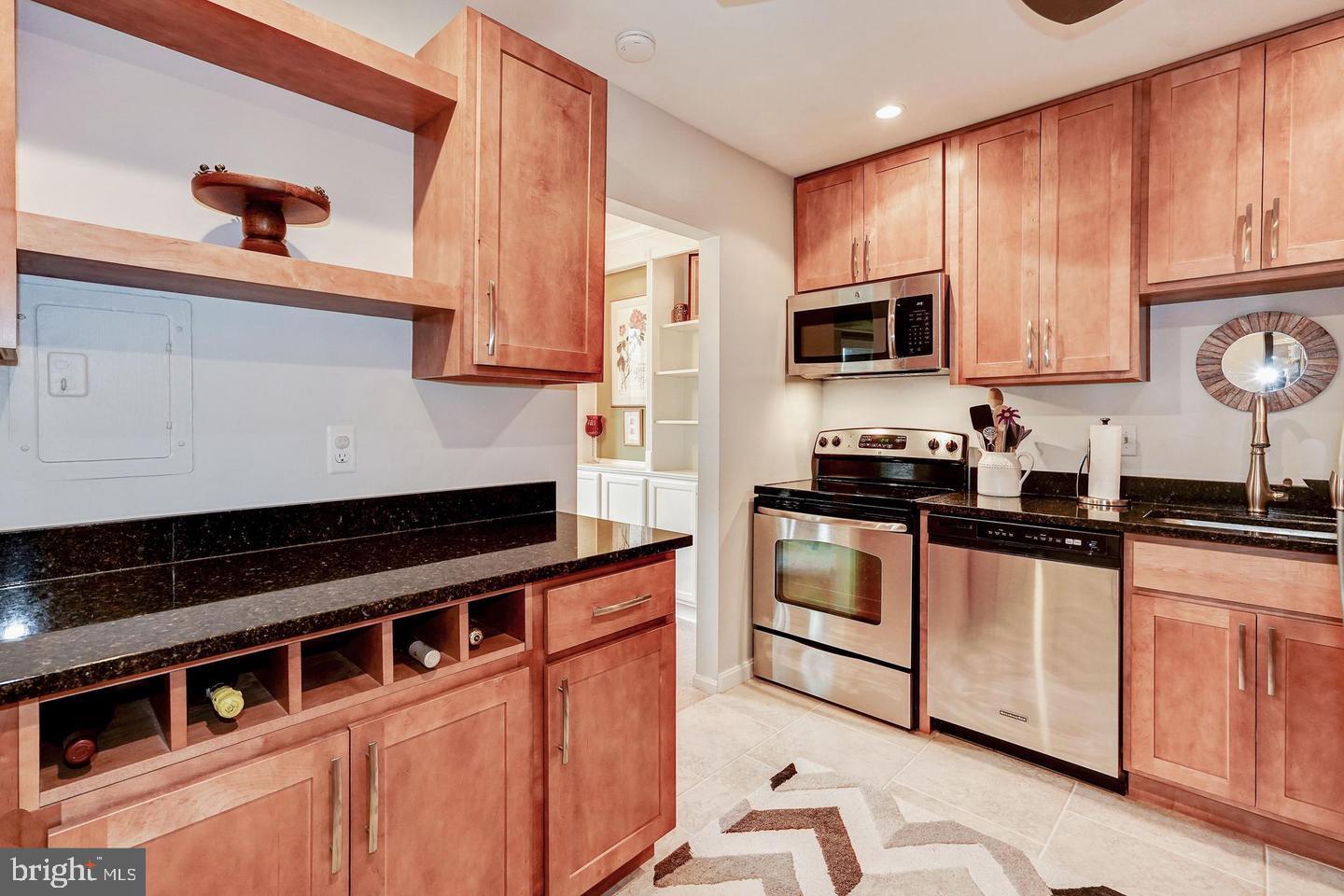 HAWTHORNE VILLAGE - Residential Lease