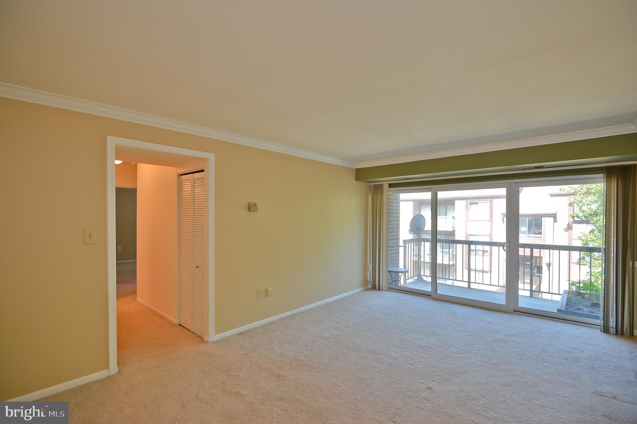 HAWTHORNE VILLAGE - Residential Lease