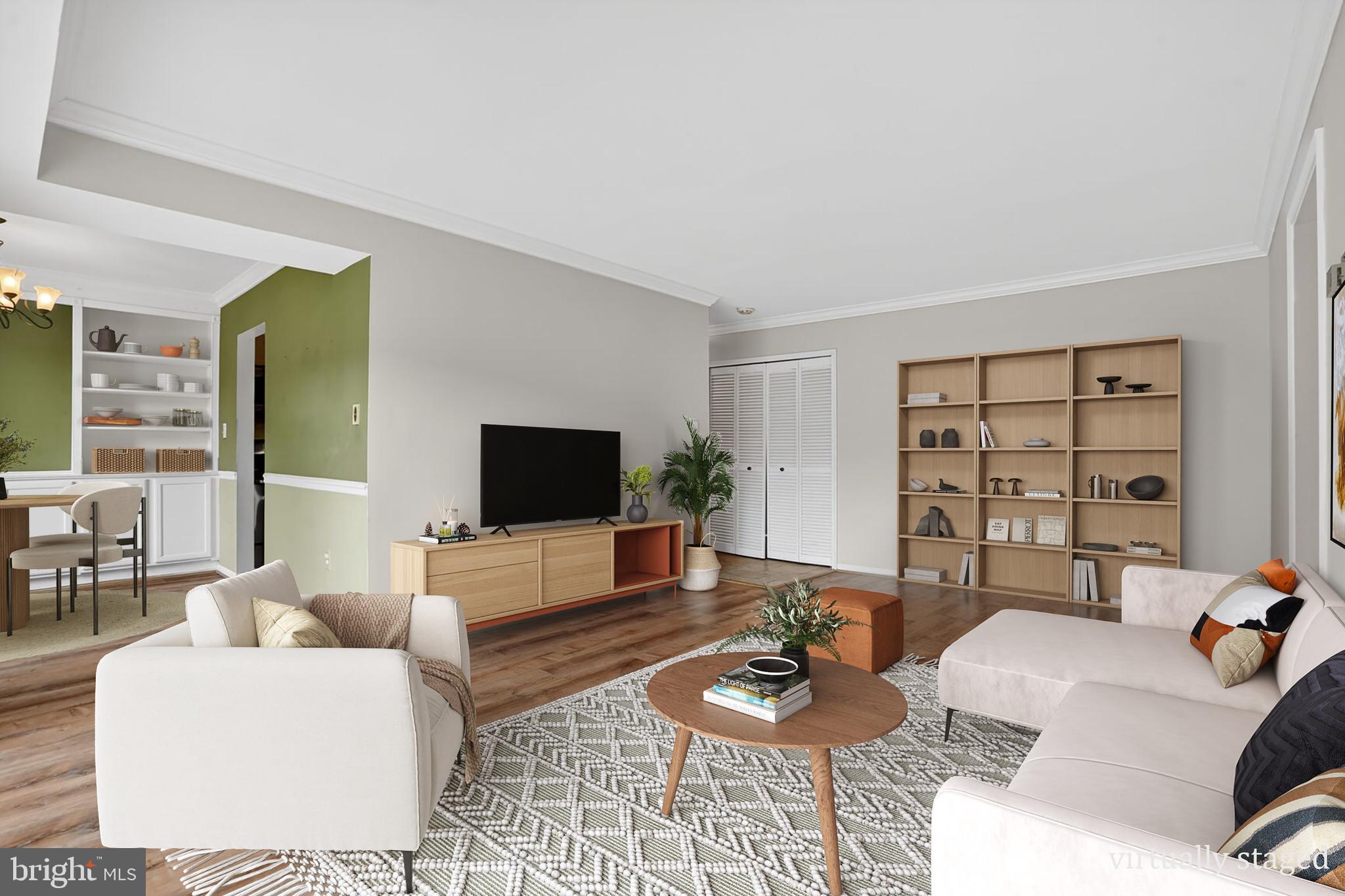 9702 KINGSBRIDGE DRIVE 202