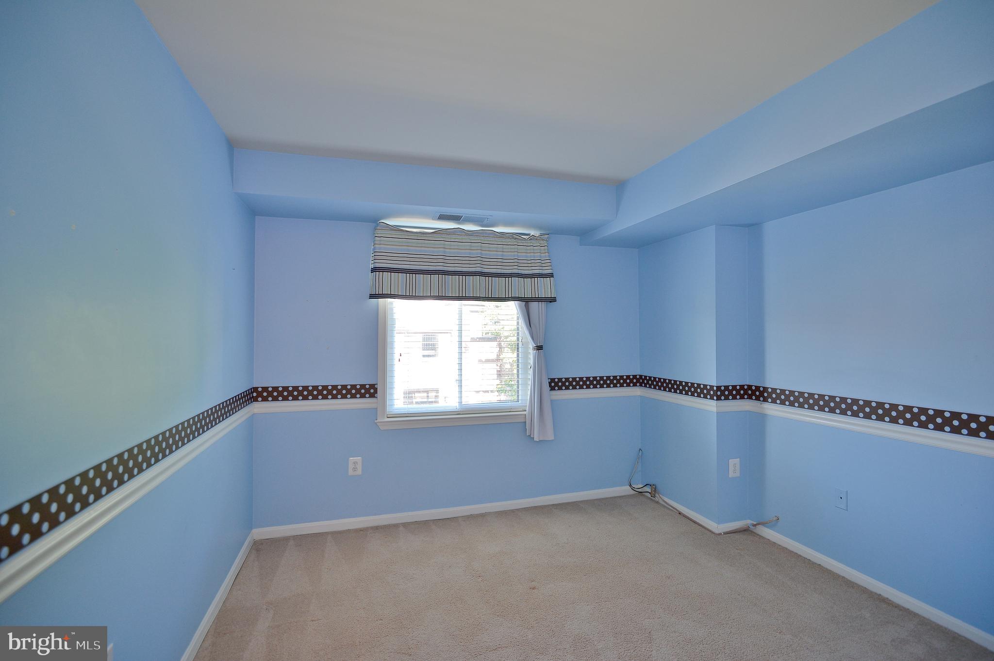 HAWTHORNE VILLAGE - Residential Lease