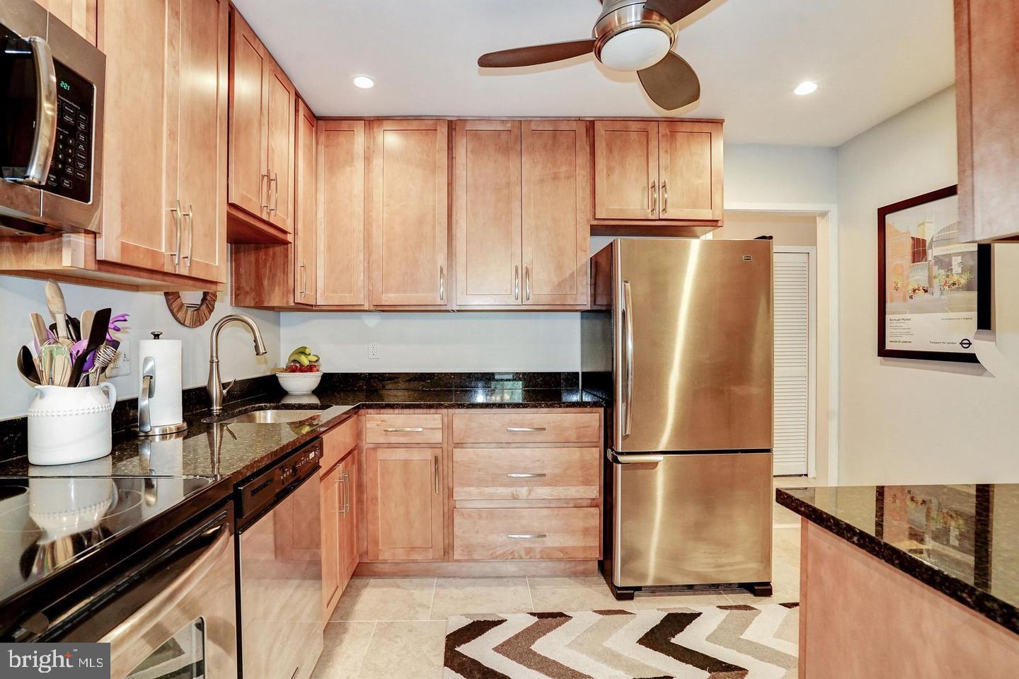 HAWTHORNE VILLAGE - Residential Lease