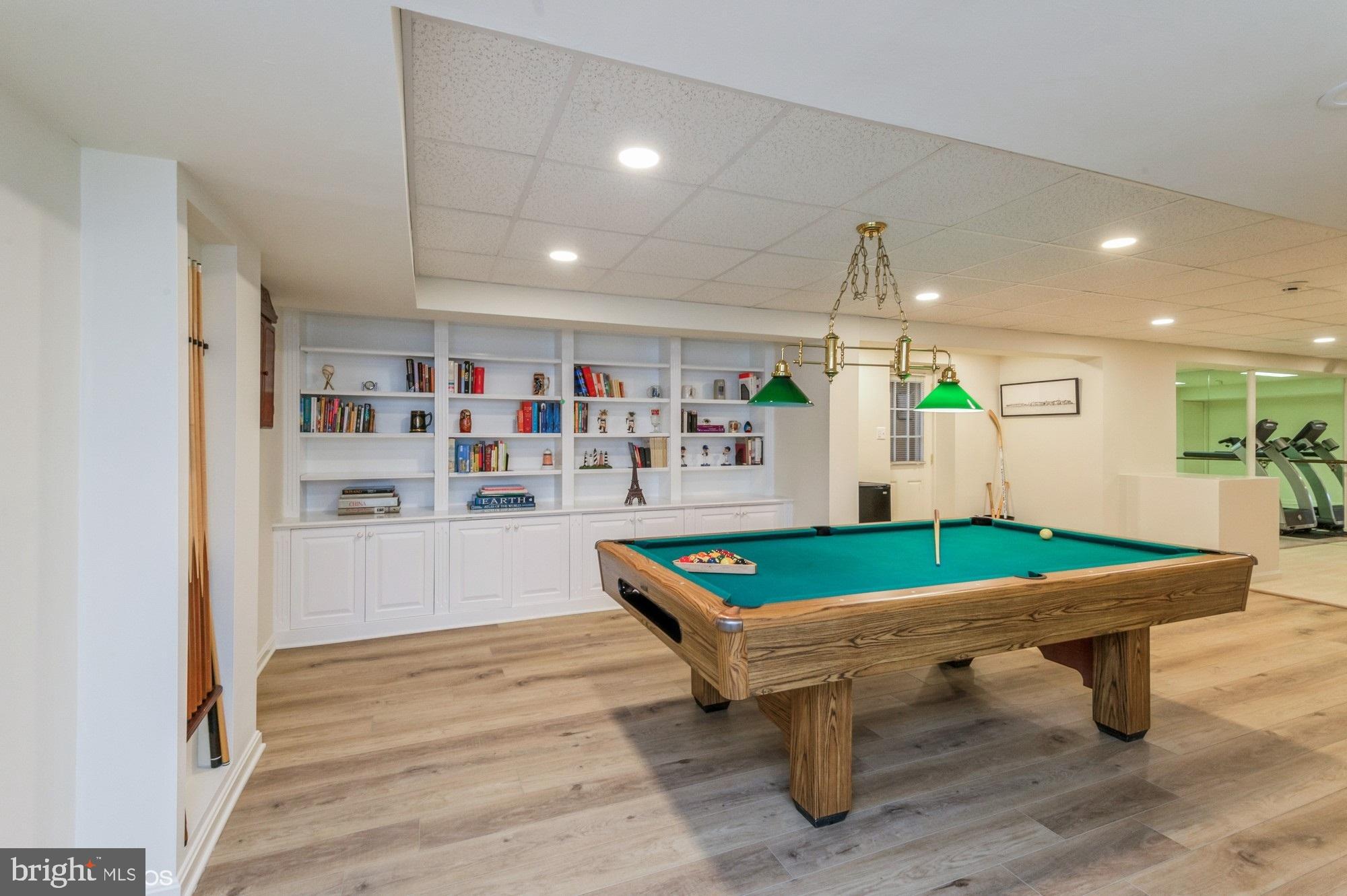 TIMBERLAWN - Residential