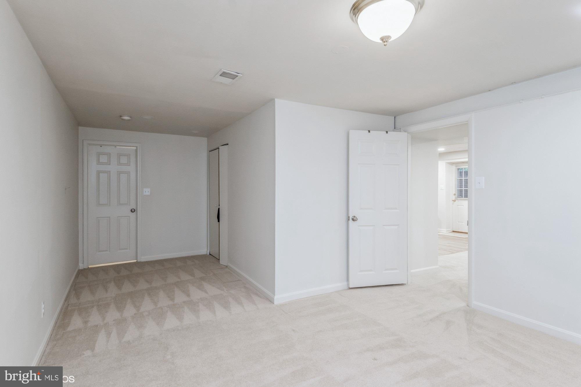 TIMBERLAWN - Residential