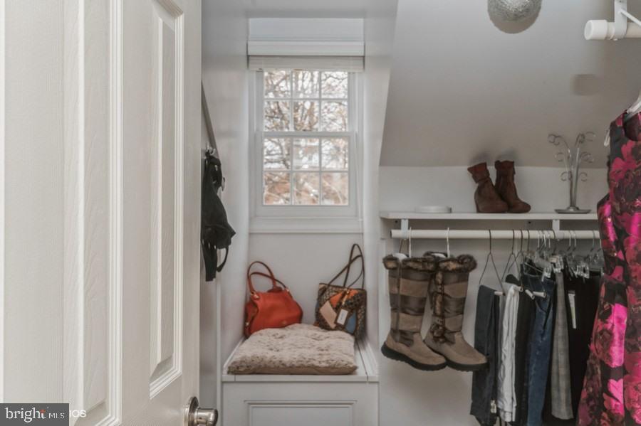 TIMBERLAWN - Residential