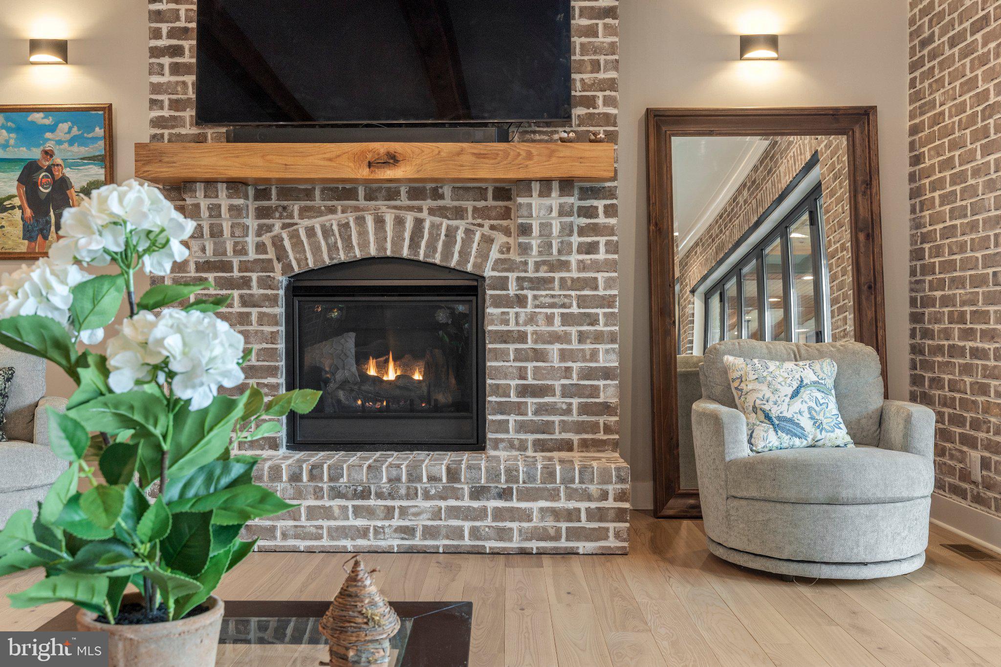 SHENANDOAH WOODLANDS - Residential