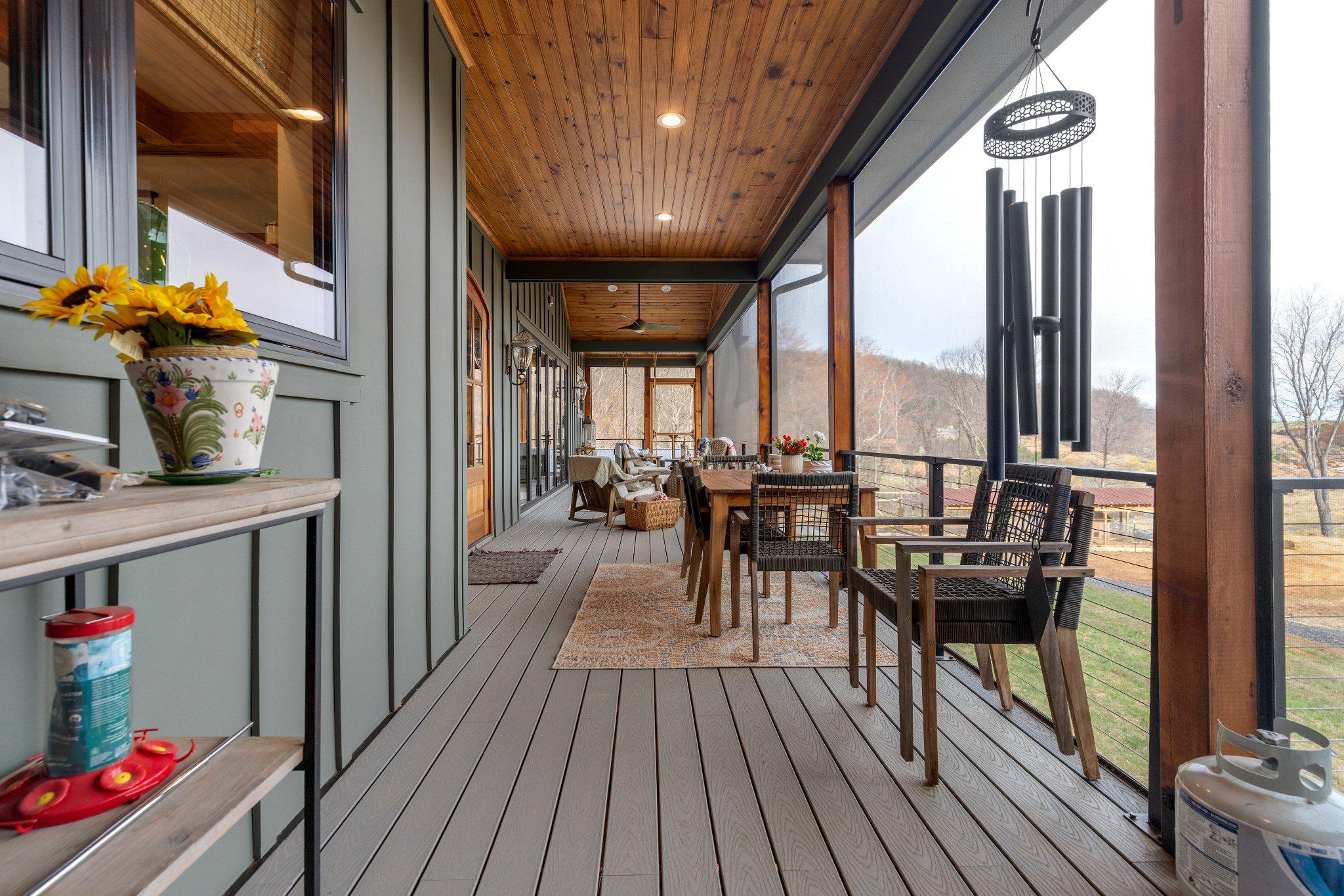 SHENANDOAH WOODLANDS - Residential