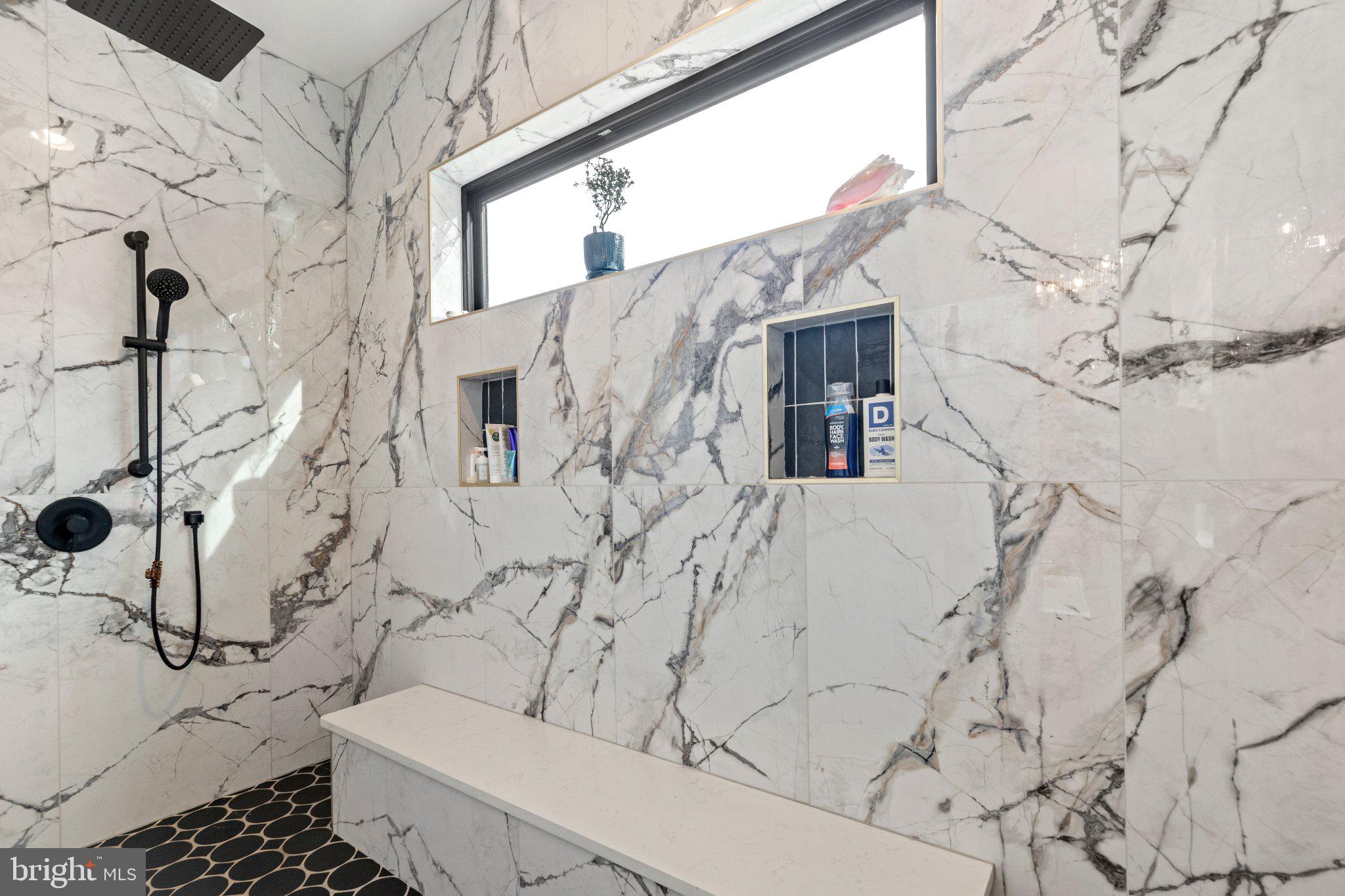 SHENANDOAH WOODLANDS - Residential