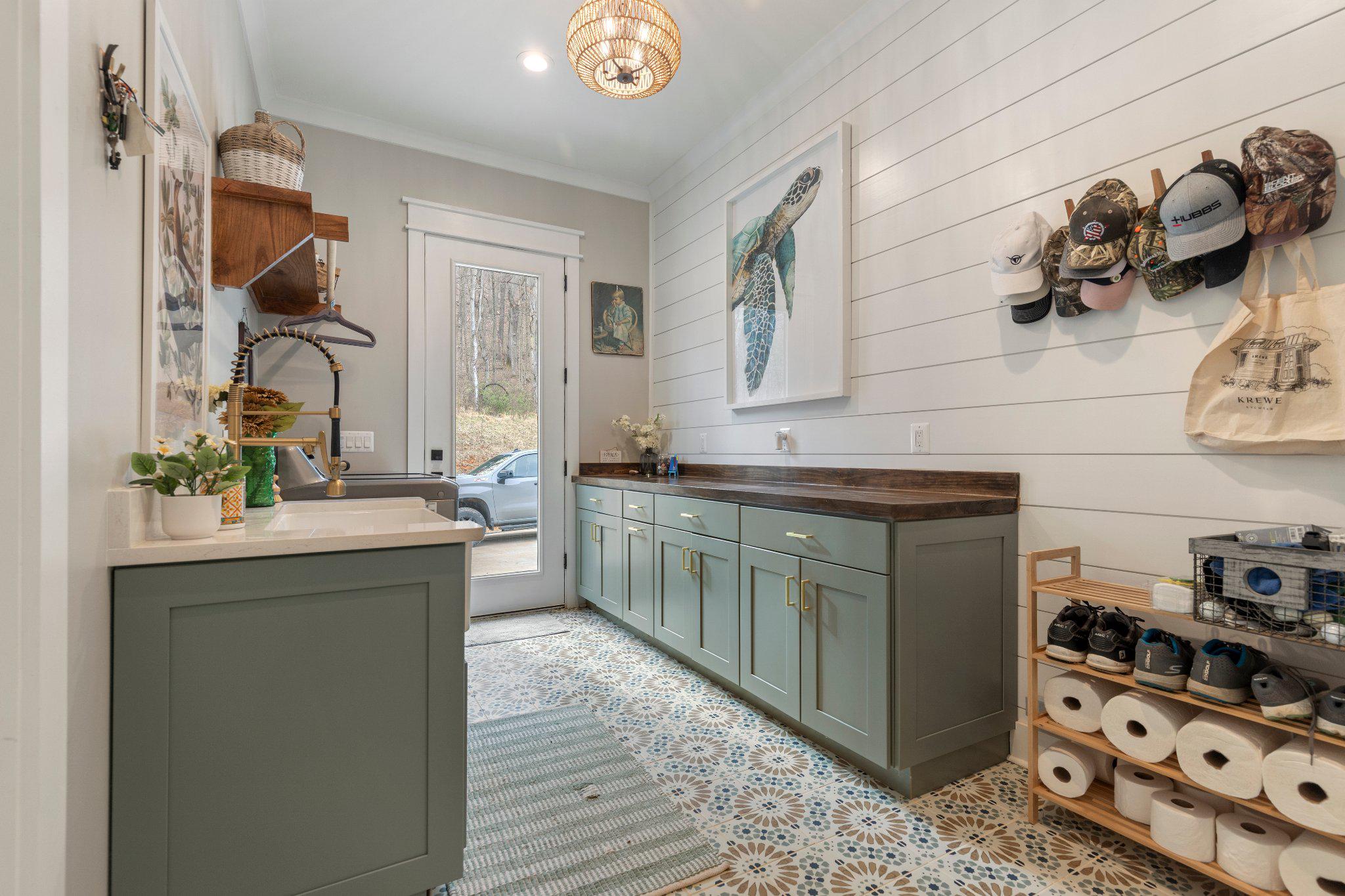 SHENANDOAH WOODLANDS - Residential