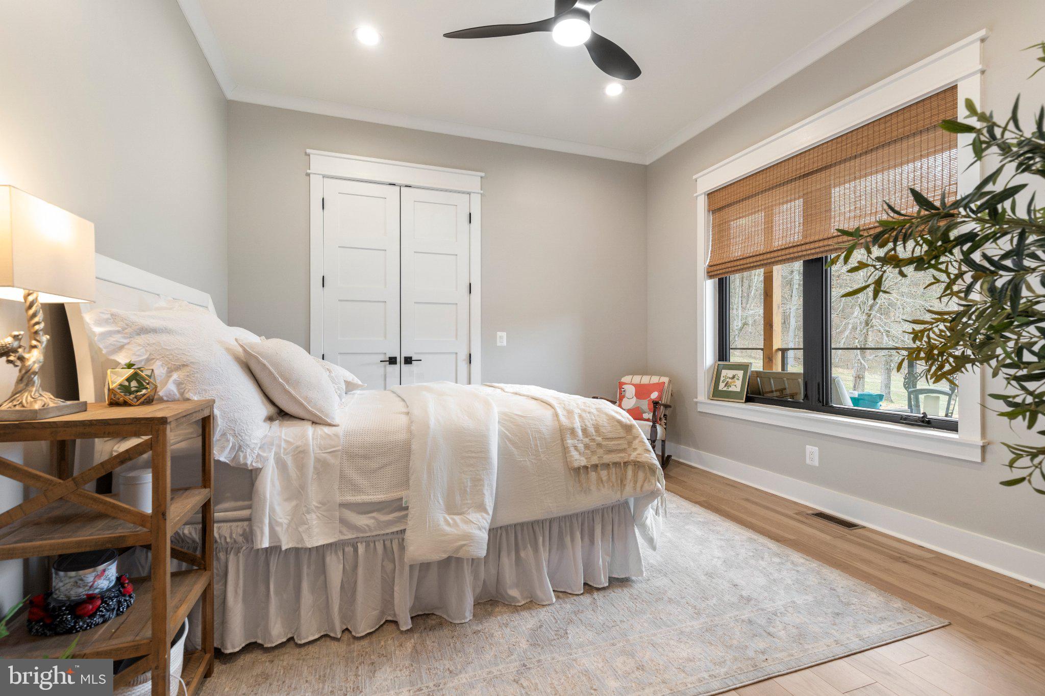 SHENANDOAH WOODLANDS - Residential