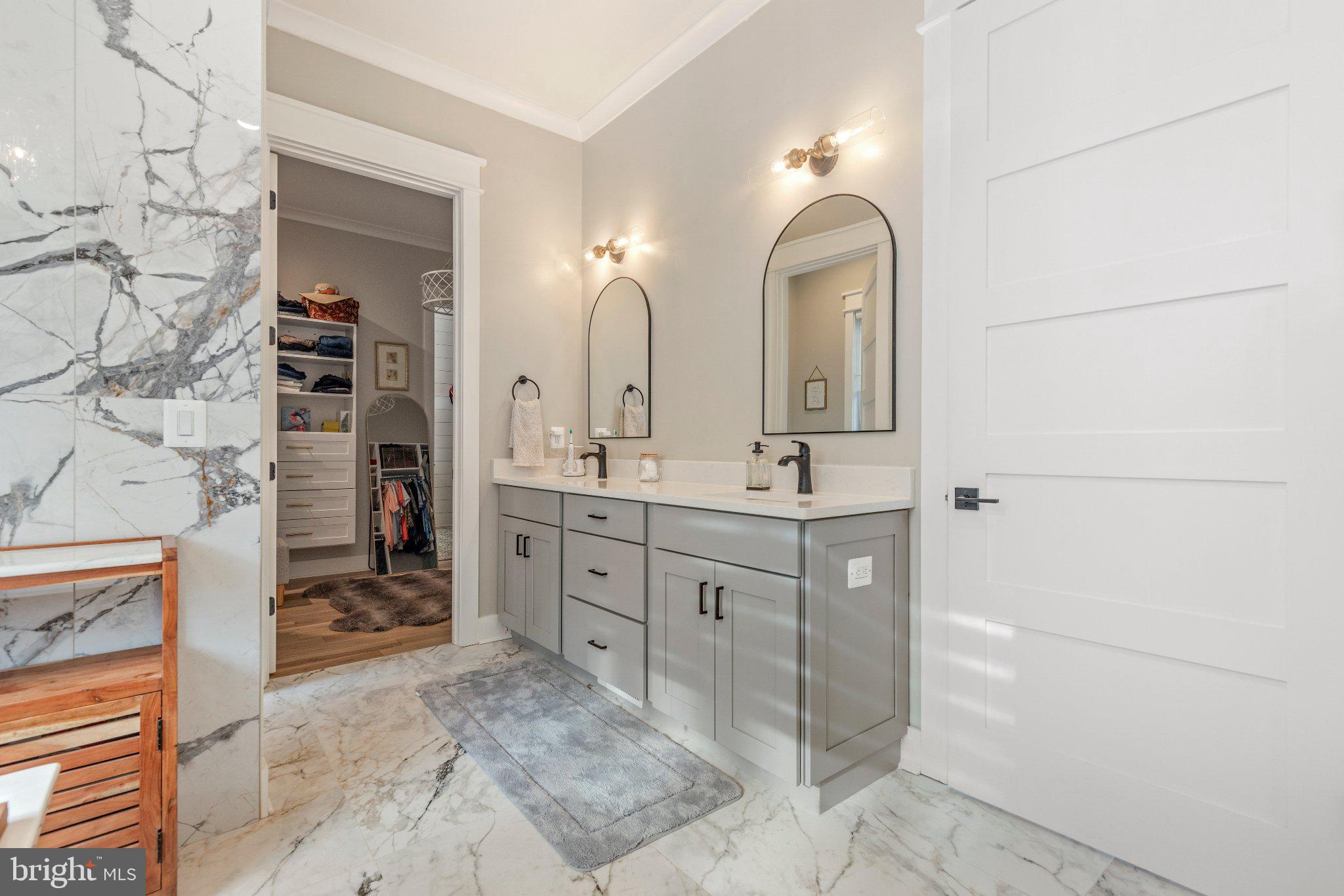 SHENANDOAH WOODLANDS - Residential