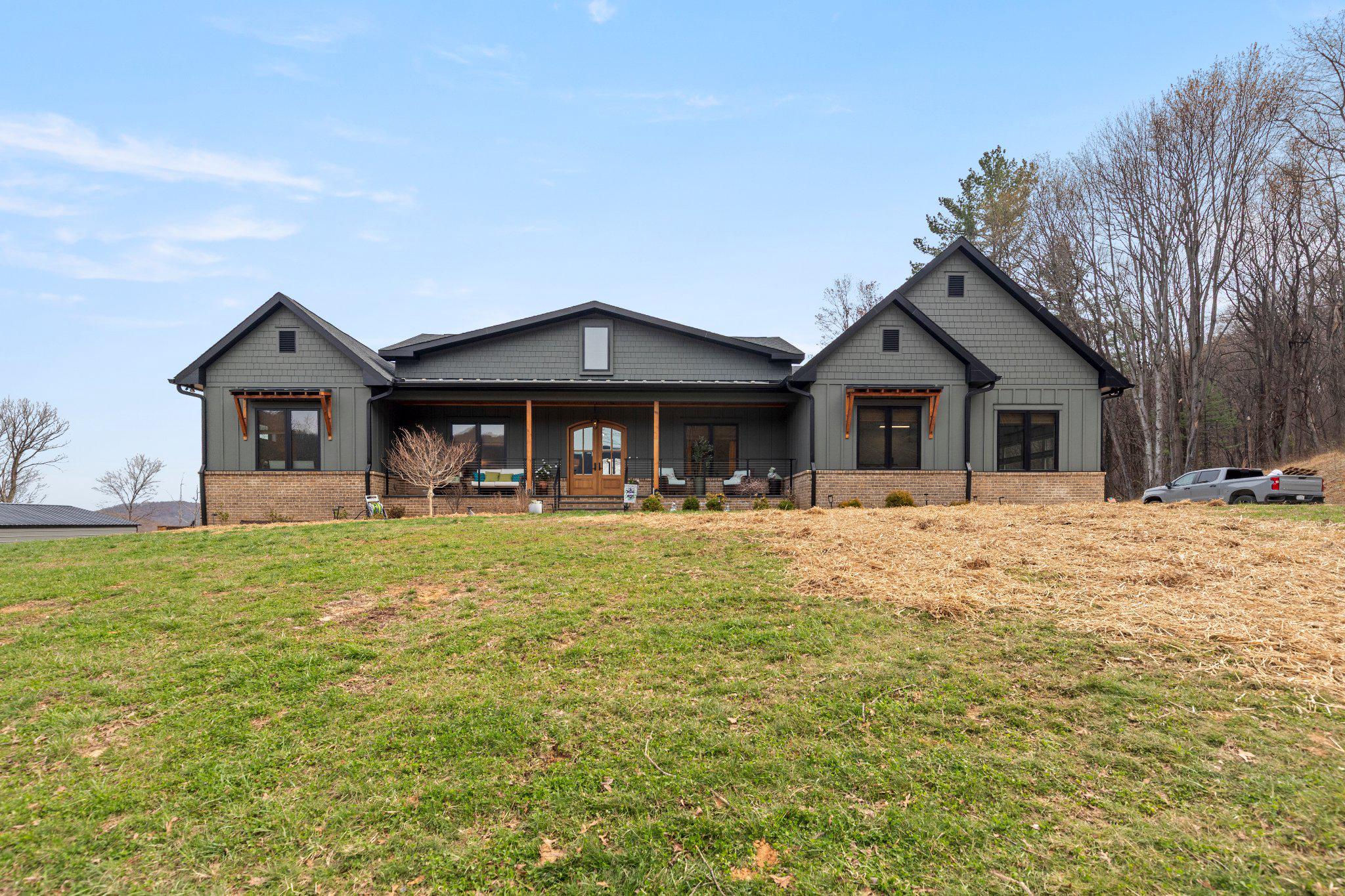 SHENANDOAH WOODLANDS - Residential