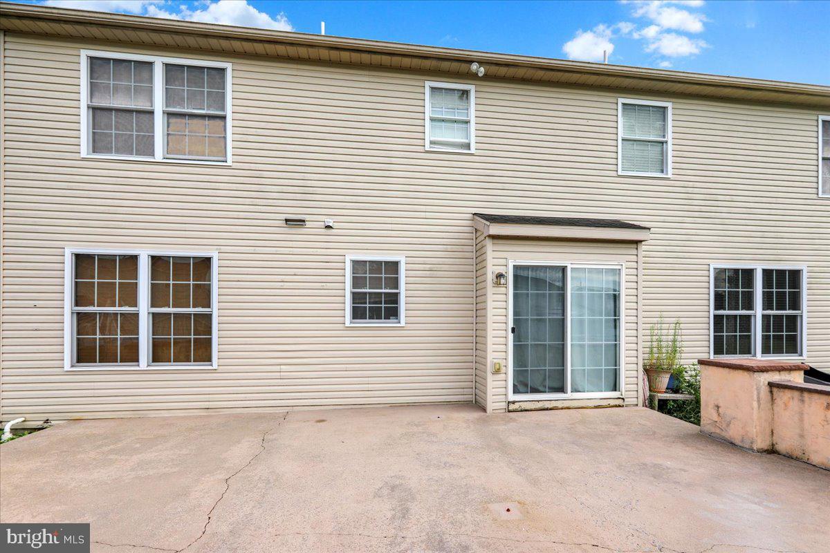 SAYLOR FARM - Residential