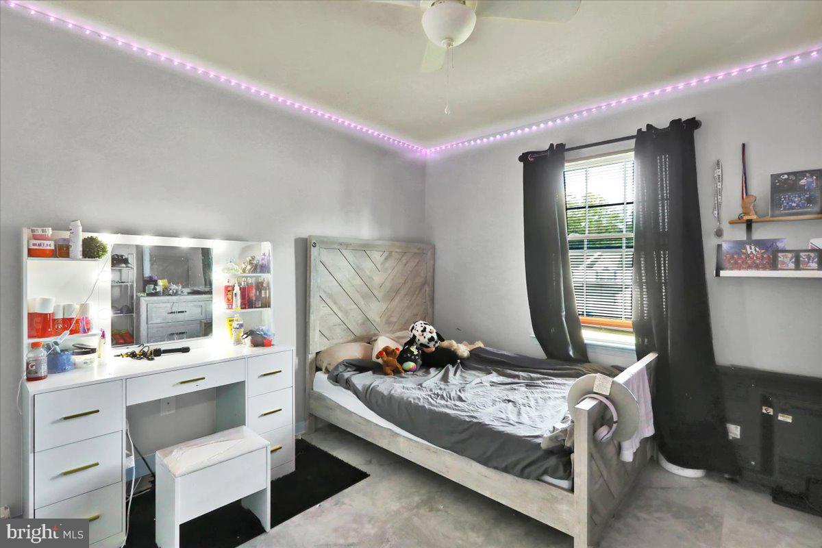 SAYLOR FARM - Residential