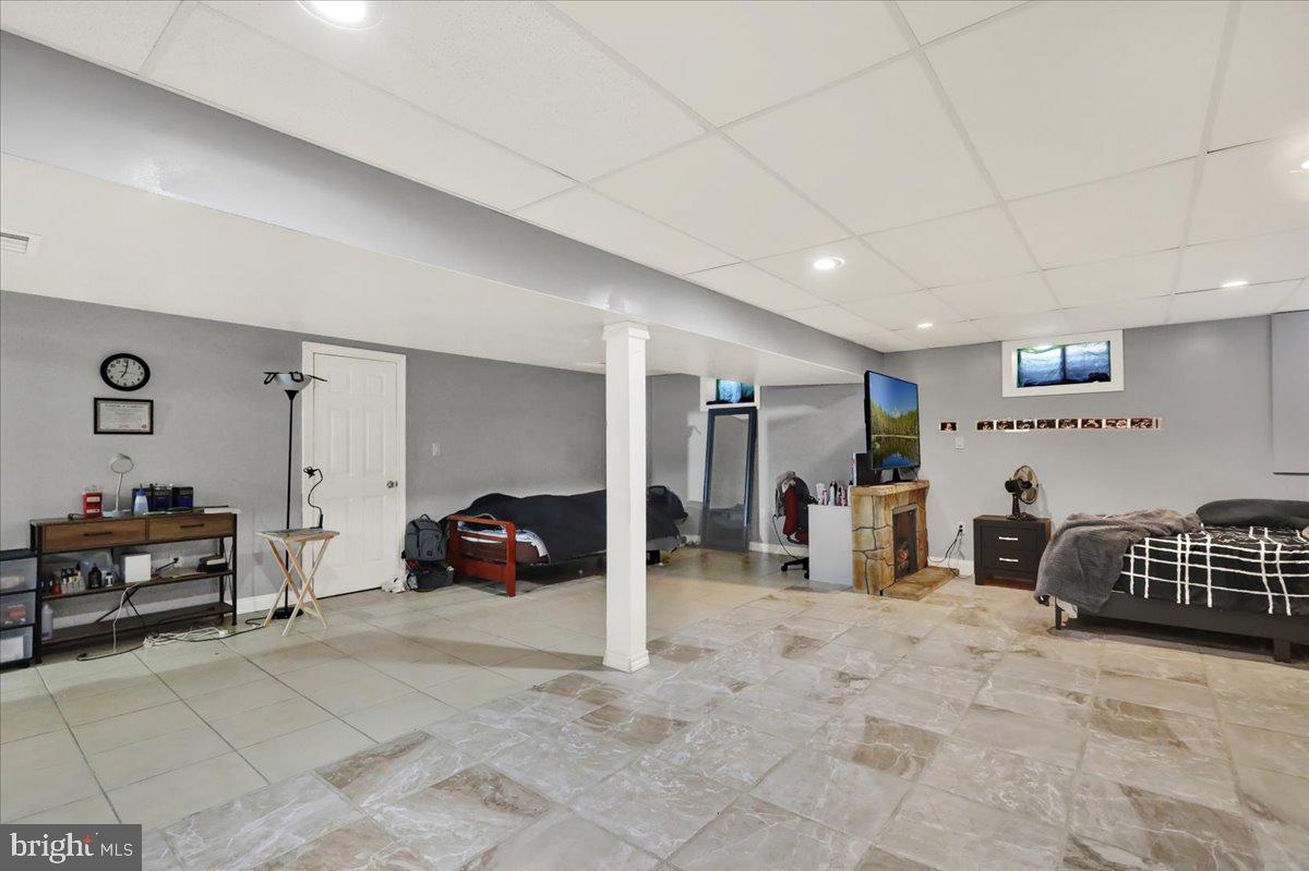 SAYLOR FARM - Residential