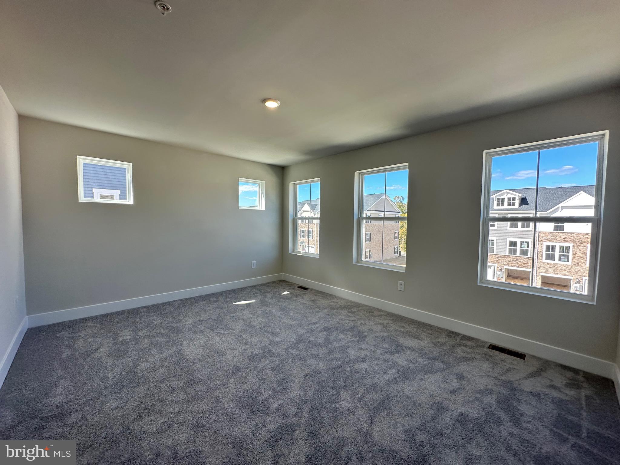 ST CHARLES - Residential