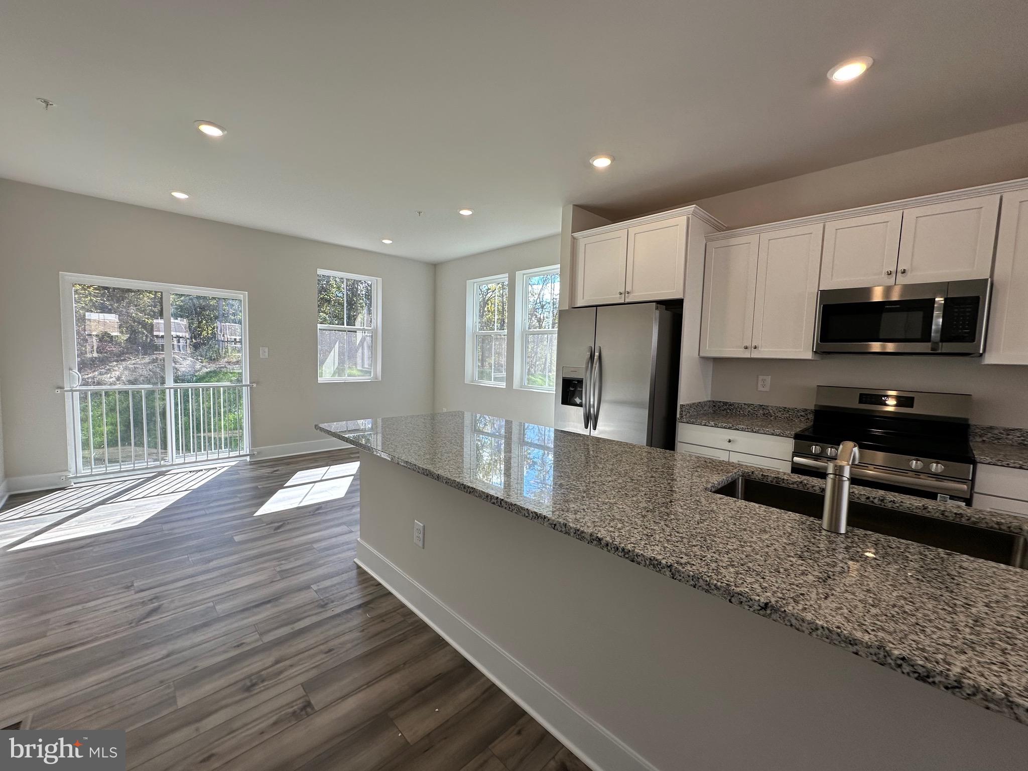 ST CHARLES - Residential