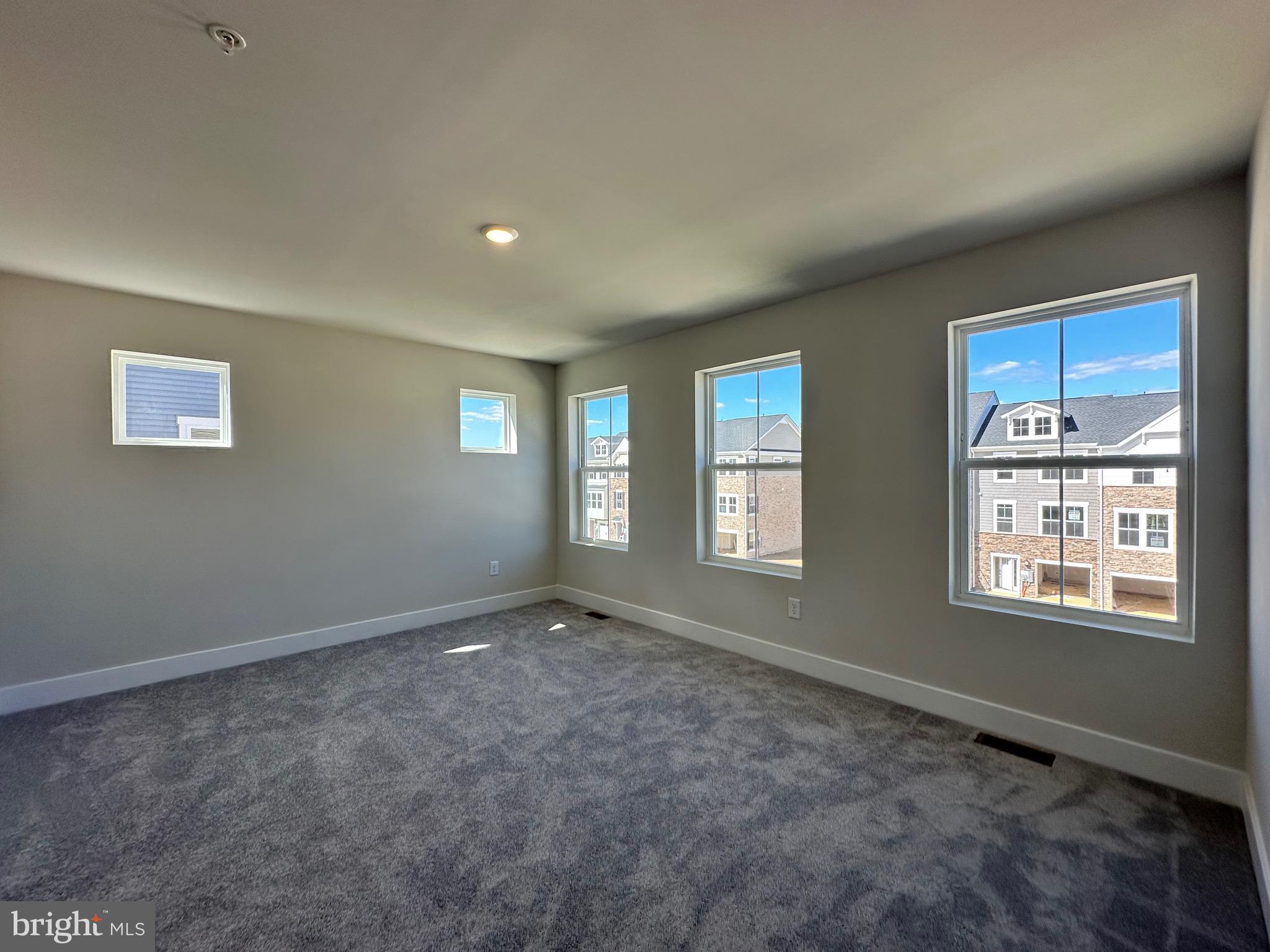 ST CHARLES - Residential