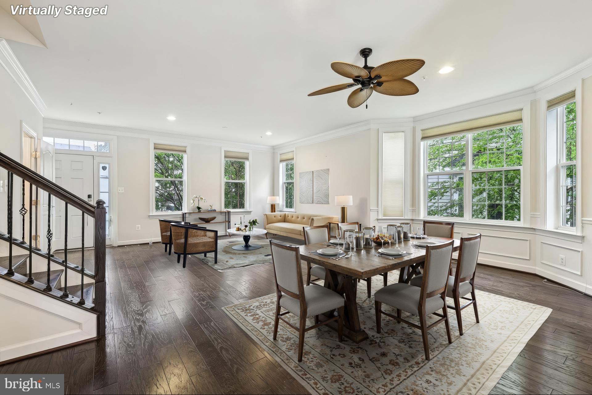 2111 GARDEN GROVE LANE