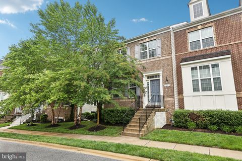 2111 GARDEN GROVE LANE BOWIE MD 20721