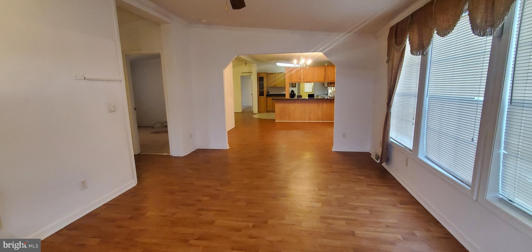 SHERWOOD FOREST - Residential