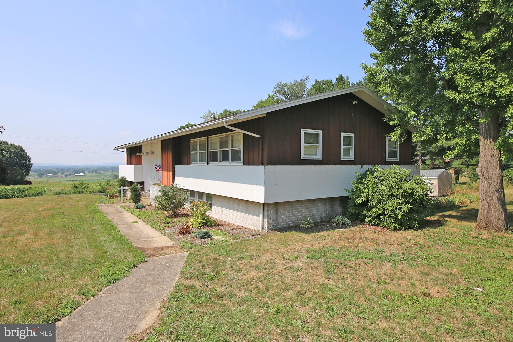 301 GOLF ROAD