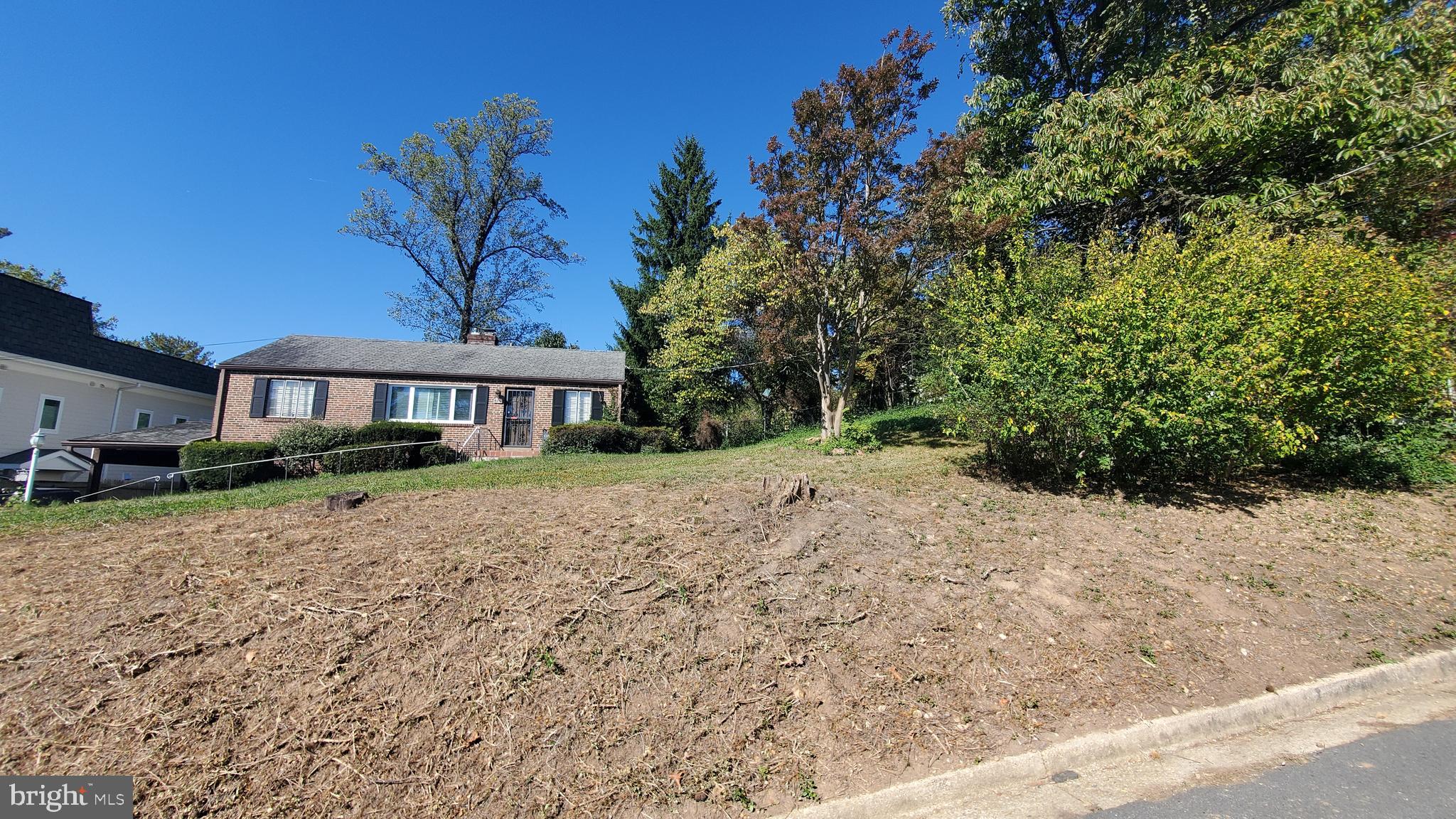 ELLISON HEIGHTS - Residential