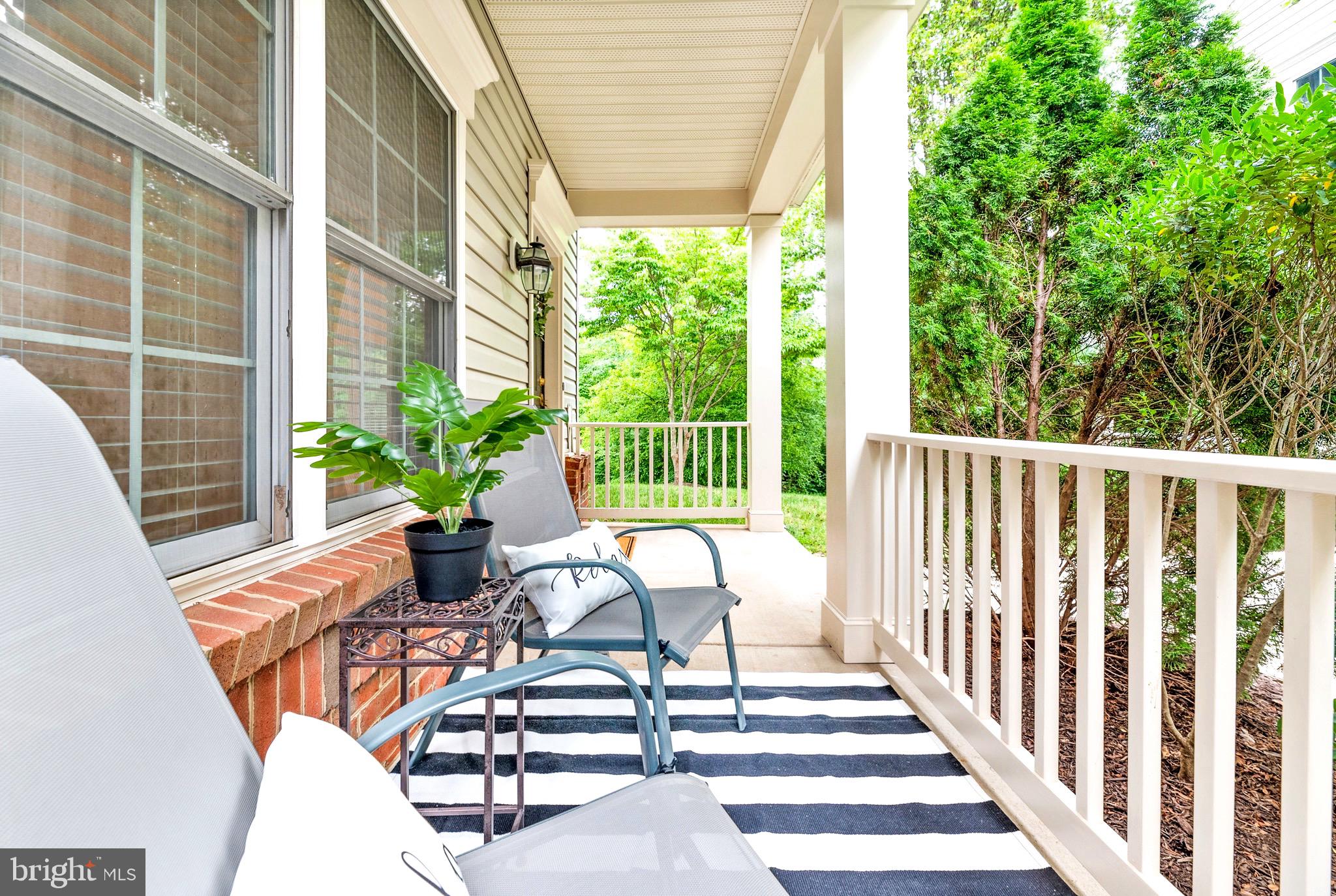 CHATSWORTH VILLAGE CONDO - Residential