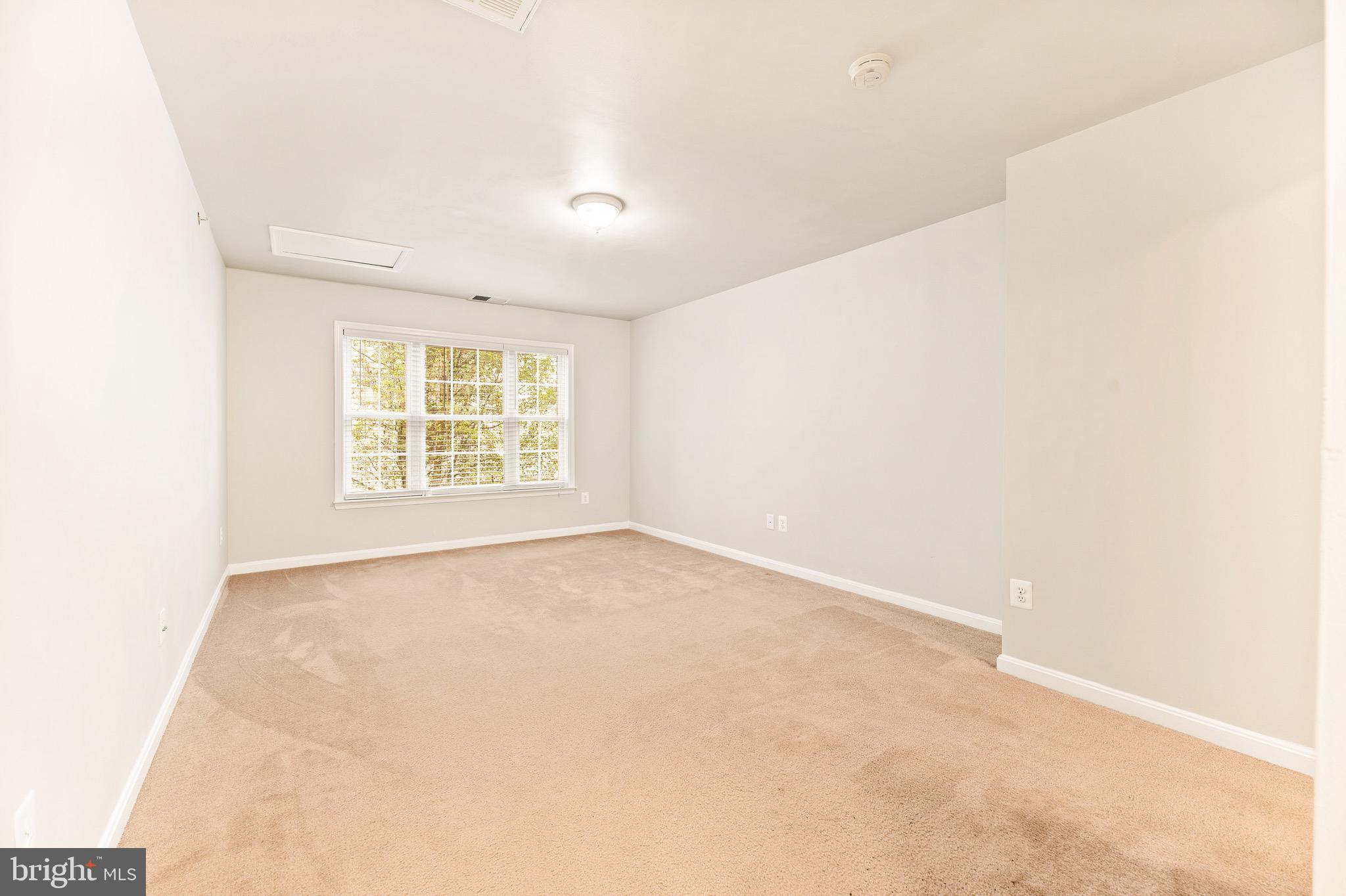 CHATSWORTH VILLAGE CONDO - Residential