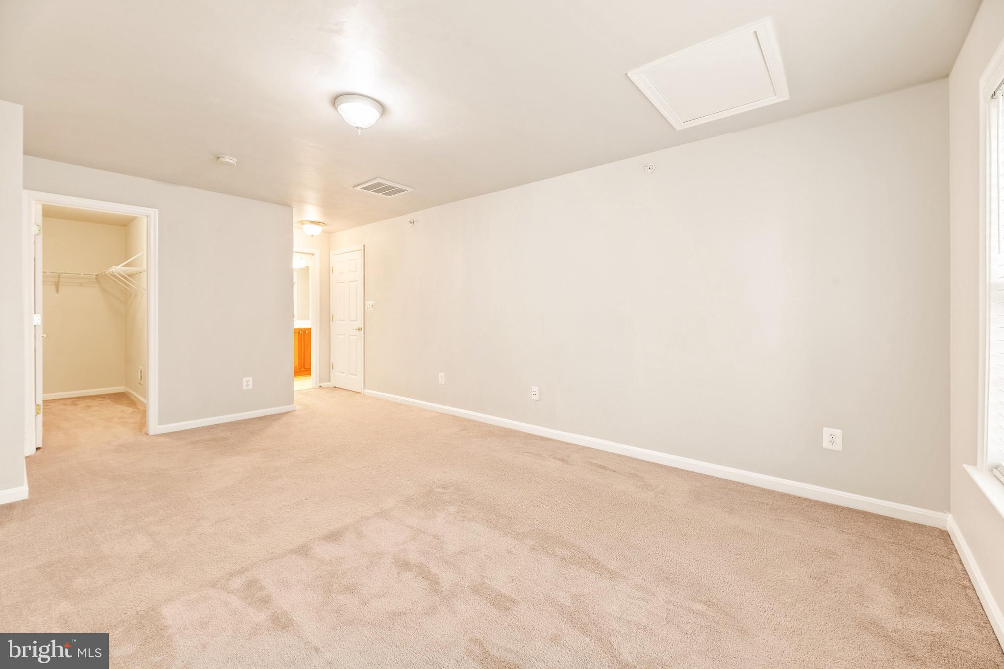 CHATSWORTH VILLAGE CONDO - Residential