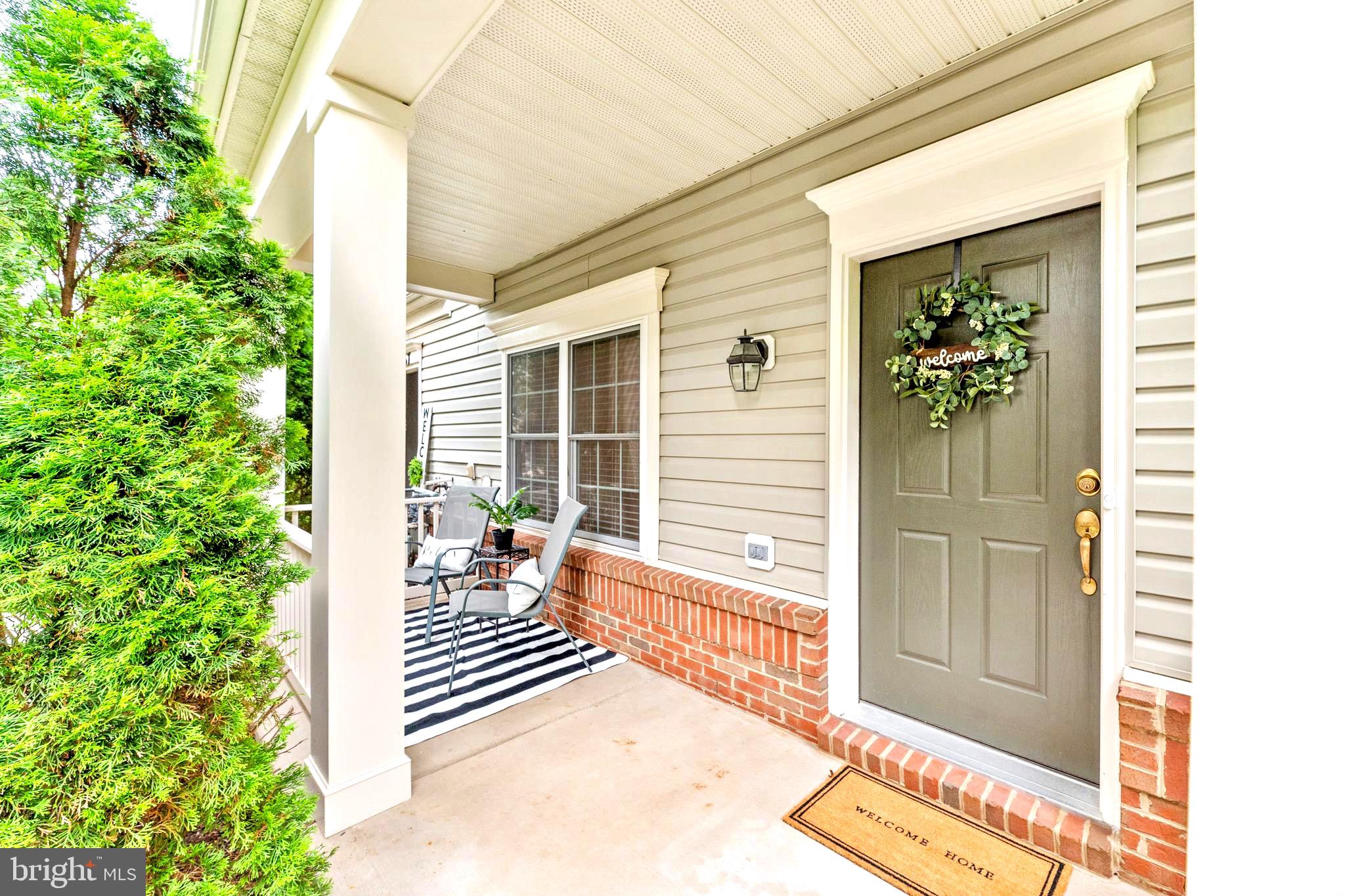 CHATSWORTH VILLAGE CONDO - Residential