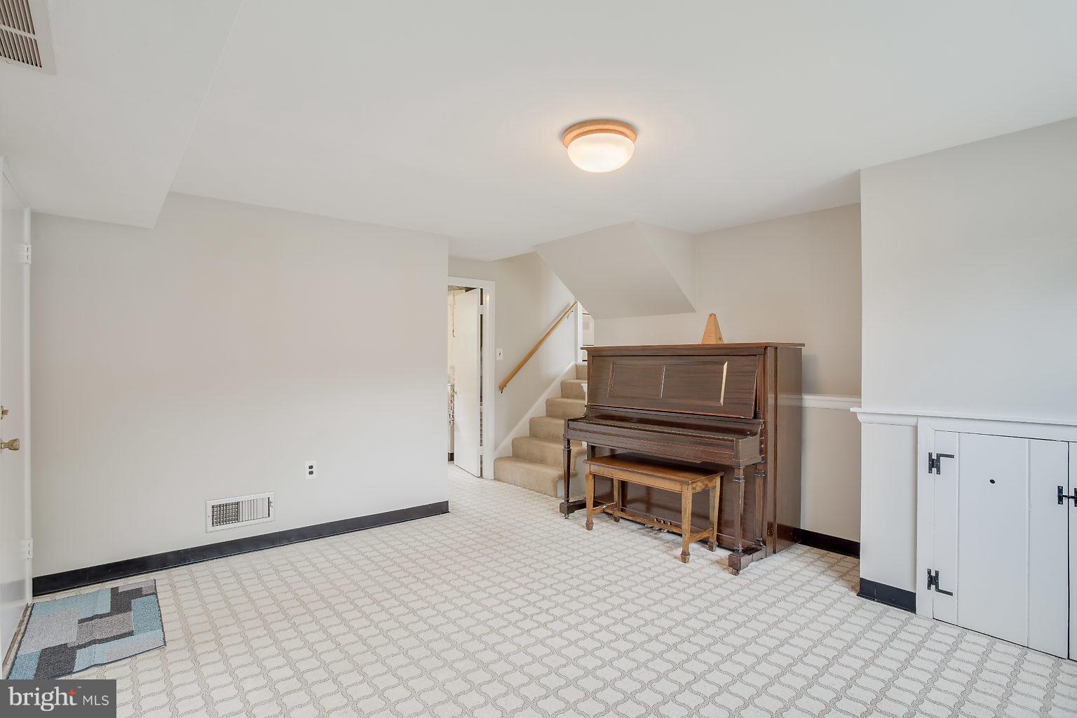 ROLLINGWOOD - Residential