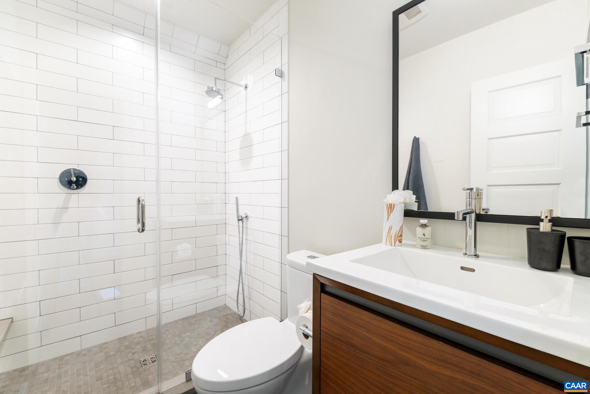 INGLECRESS - Residential