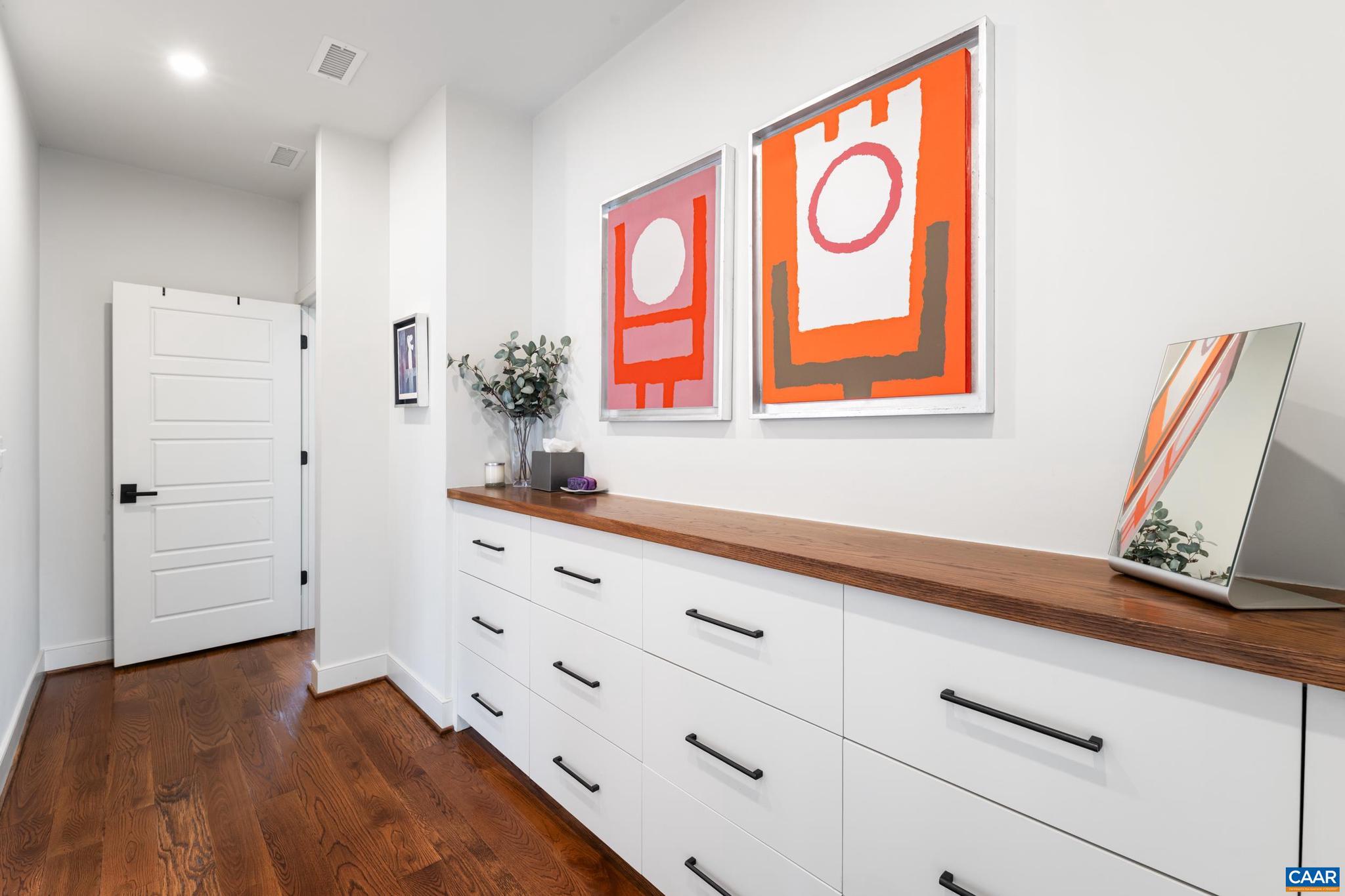 INGLECRESS - Residential