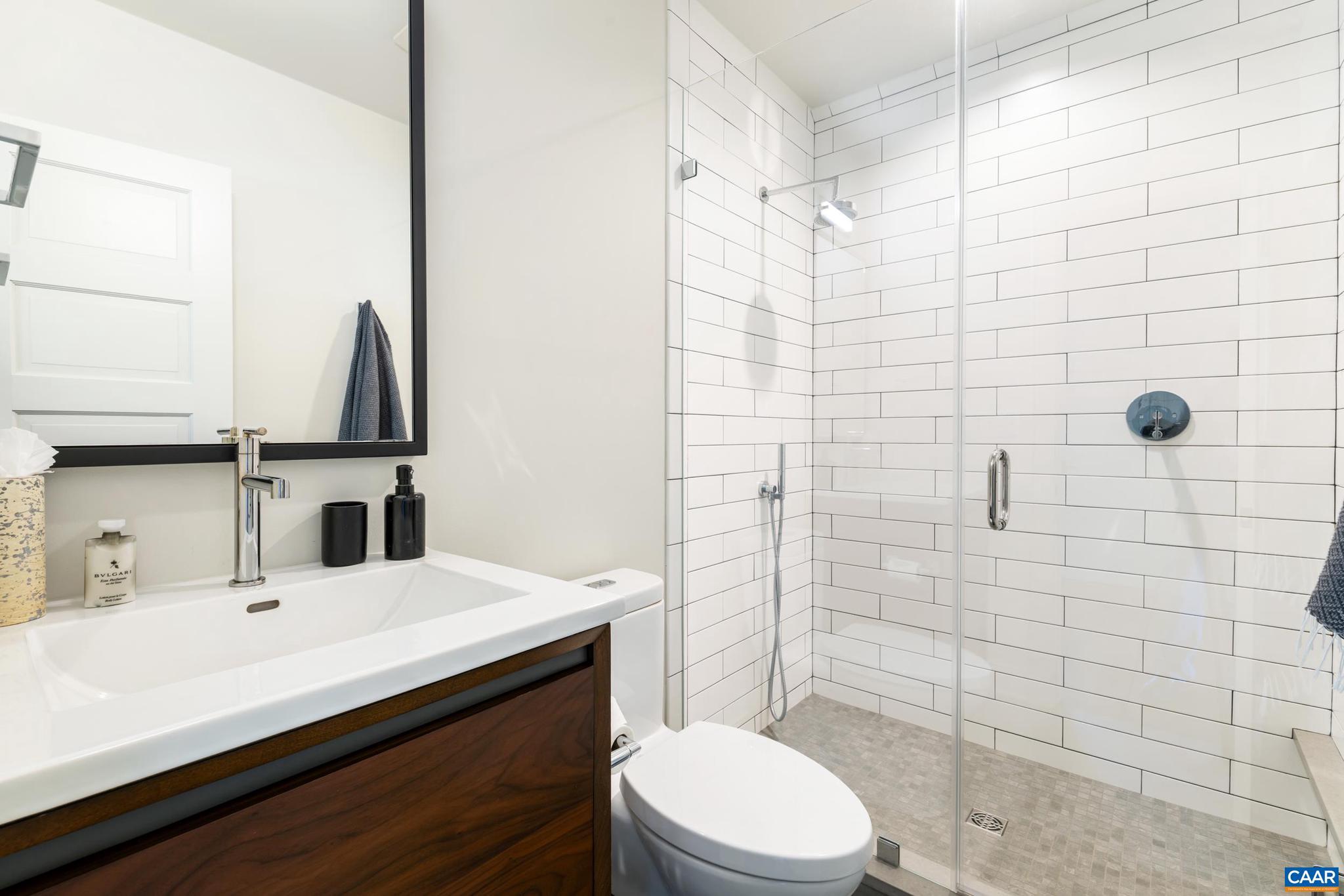 INGLECRESS - Residential