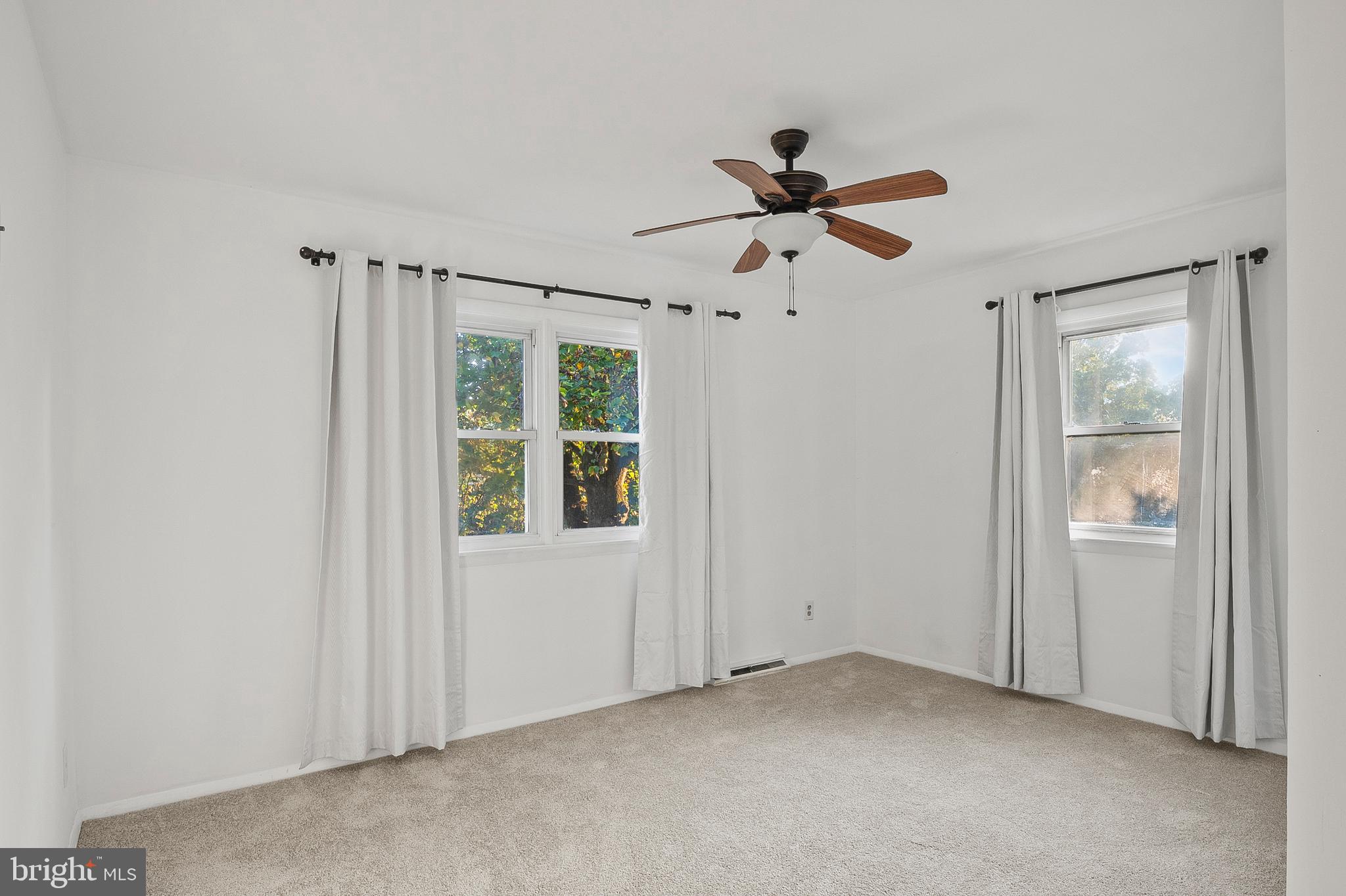 HOMESTEAD VILLAGE - Residential