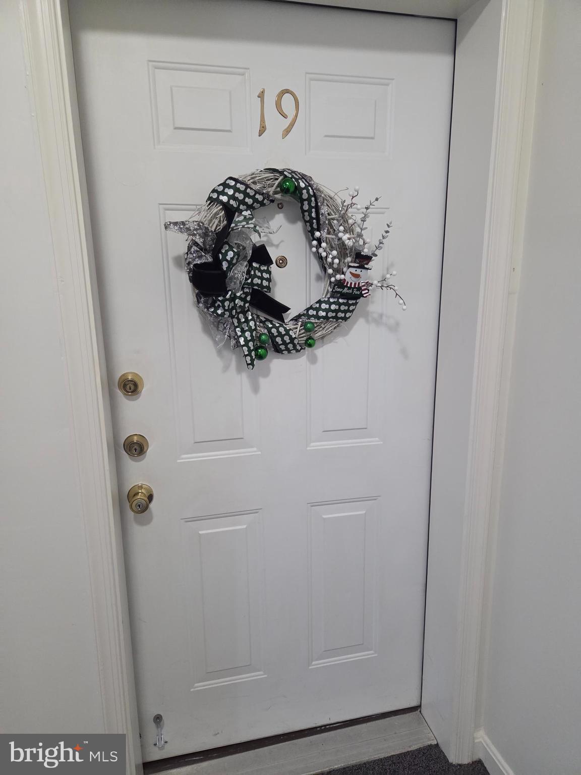 BAYLAND CONDO - Residential