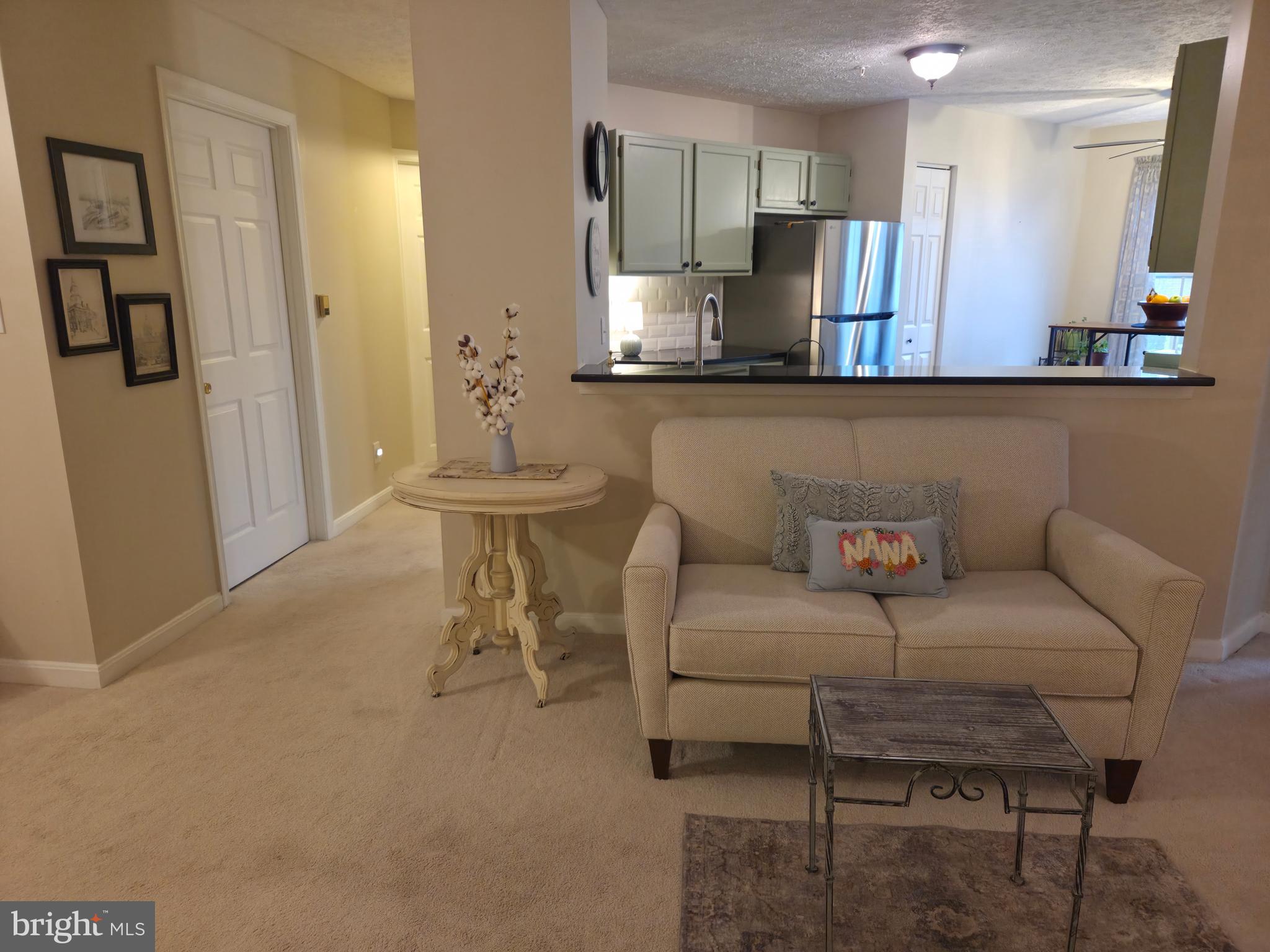 BAYLAND CONDO - Residential