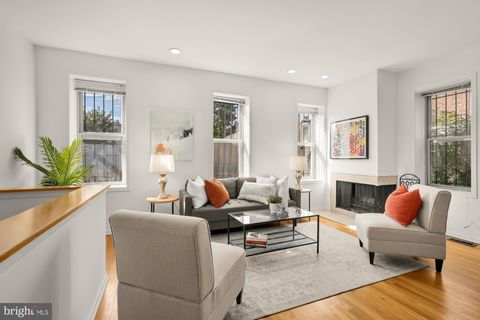 1341 E CAPITOL STREET SE 107 WASHINGTON DC 20003