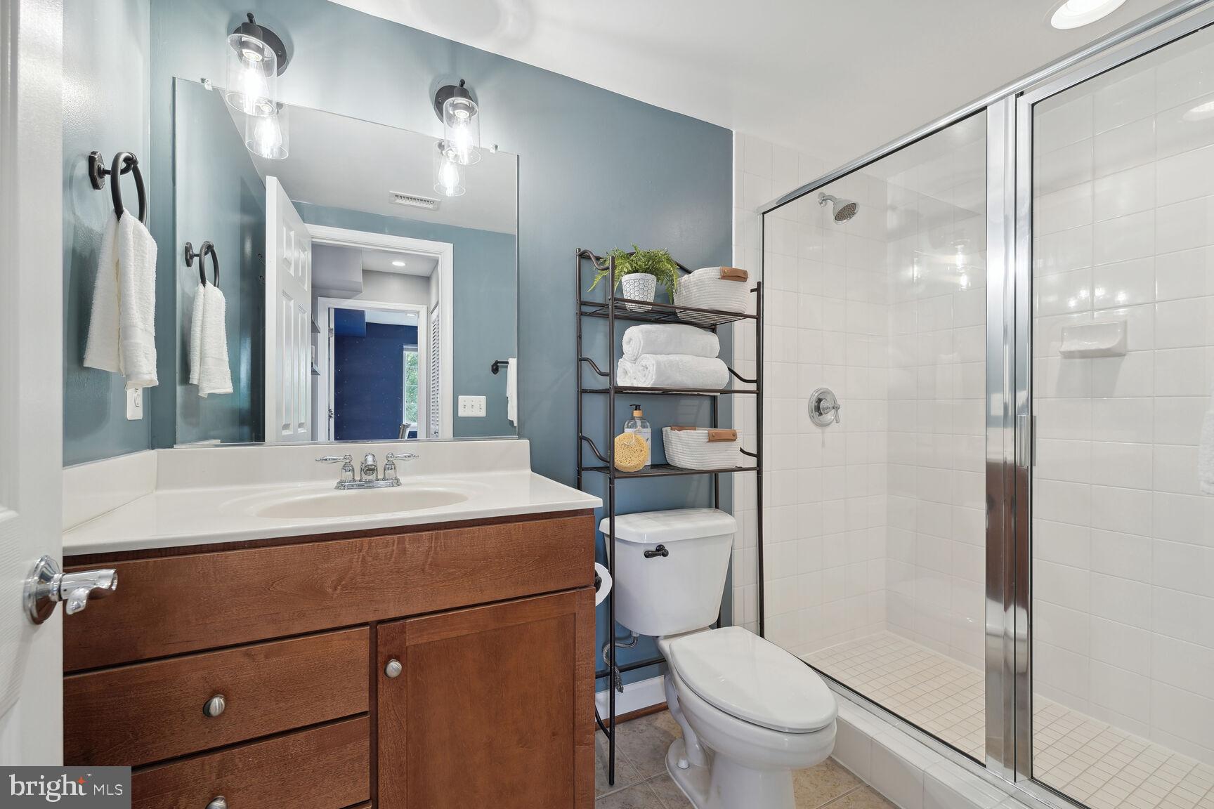 WEST VILLAGE OF SHIRLINGTON - Residential