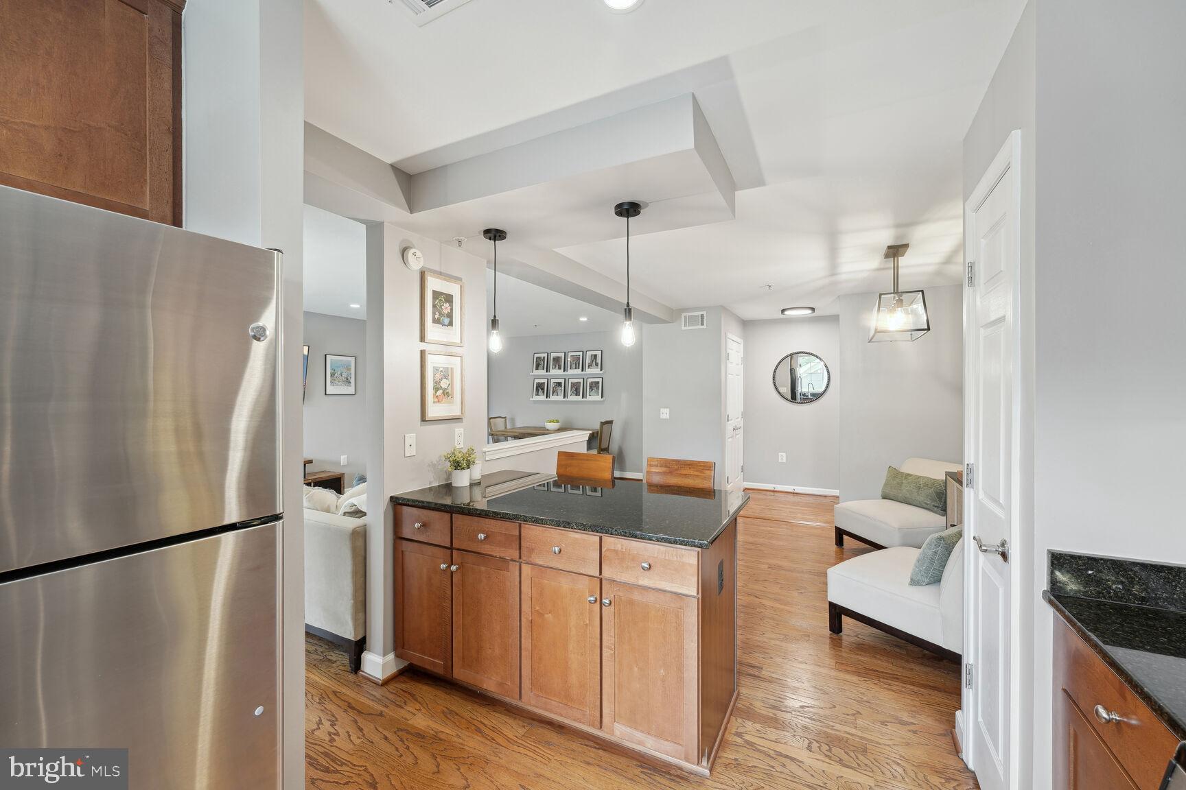 WEST VILLAGE OF SHIRLINGTON - Residential