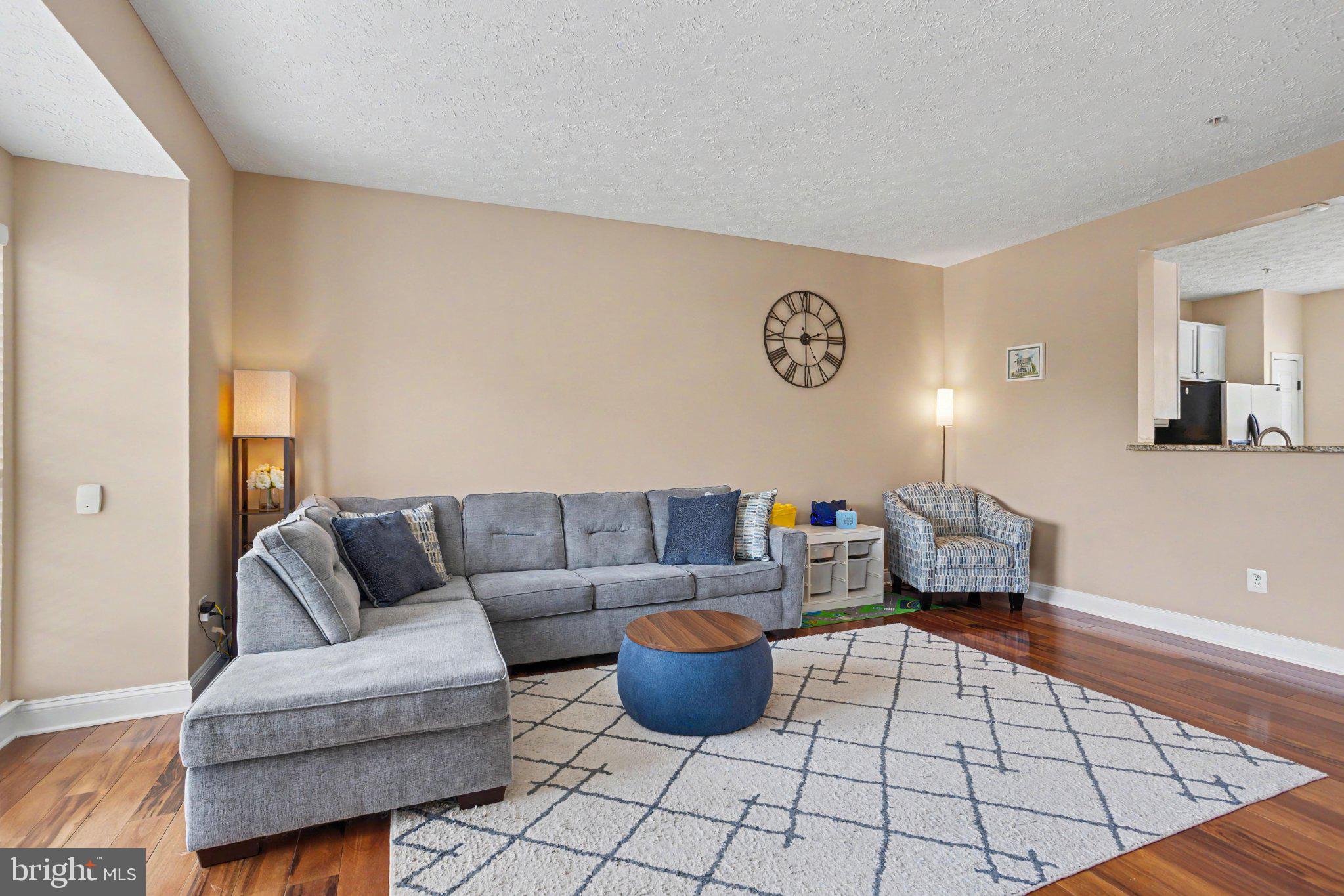 4544 GOLDEN MEADOW DRIVE