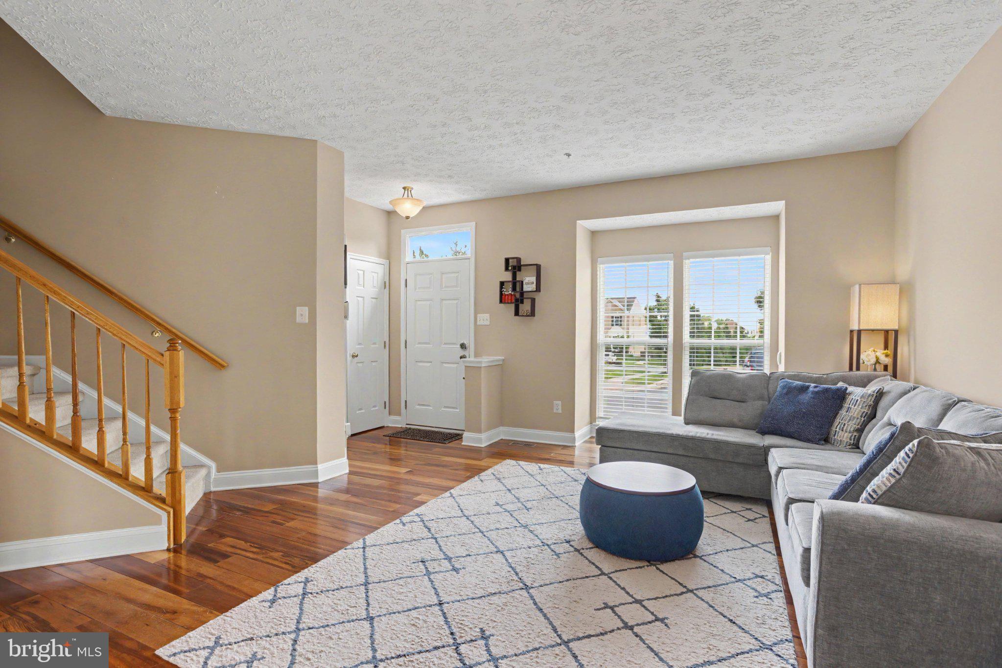 4544 GOLDEN MEADOW DRIVE