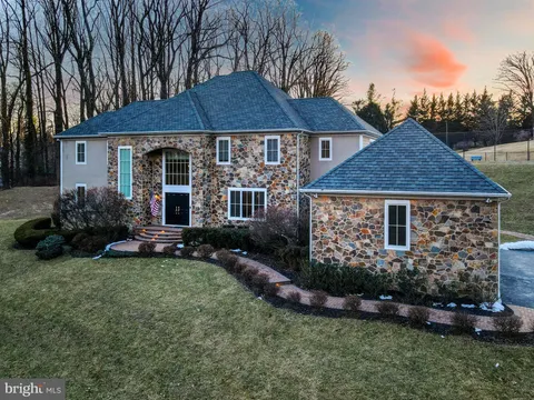 6 Paladia Way, Pikesville, MD MLS: MDBC2122396