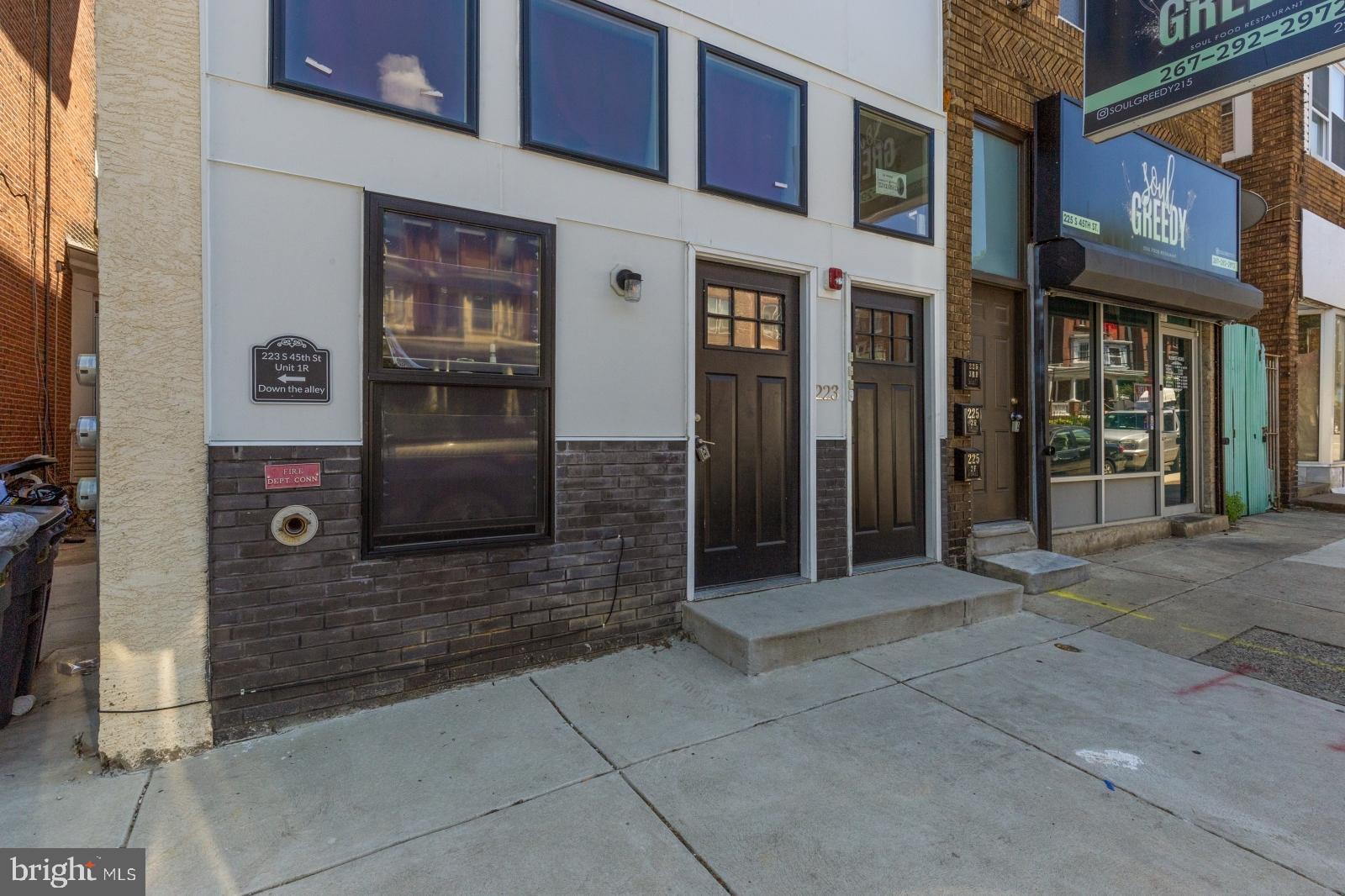 UNIVERSITY CITY - Residential Lease