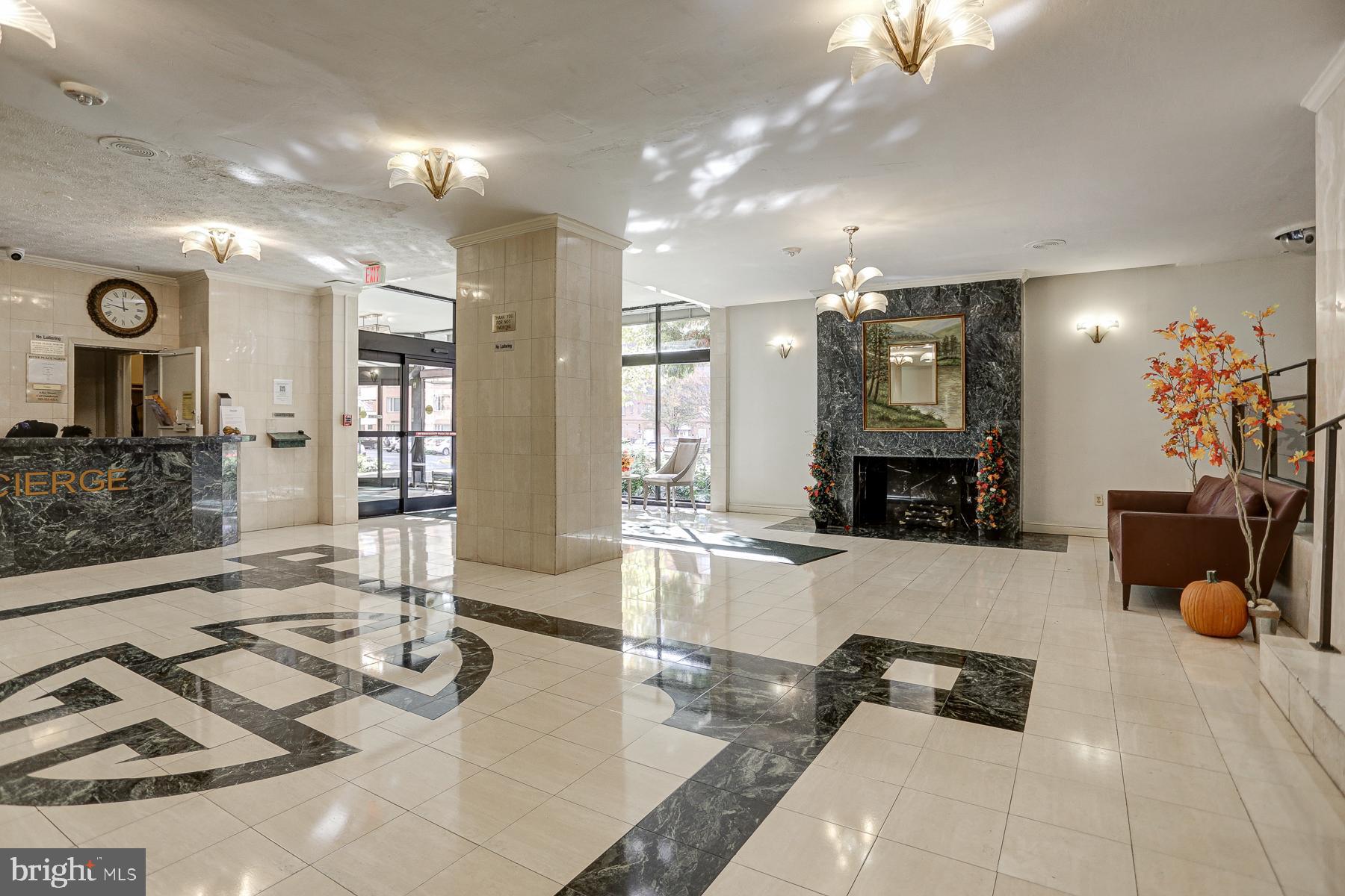 1121 ARLINGTON BOULEVARD 348