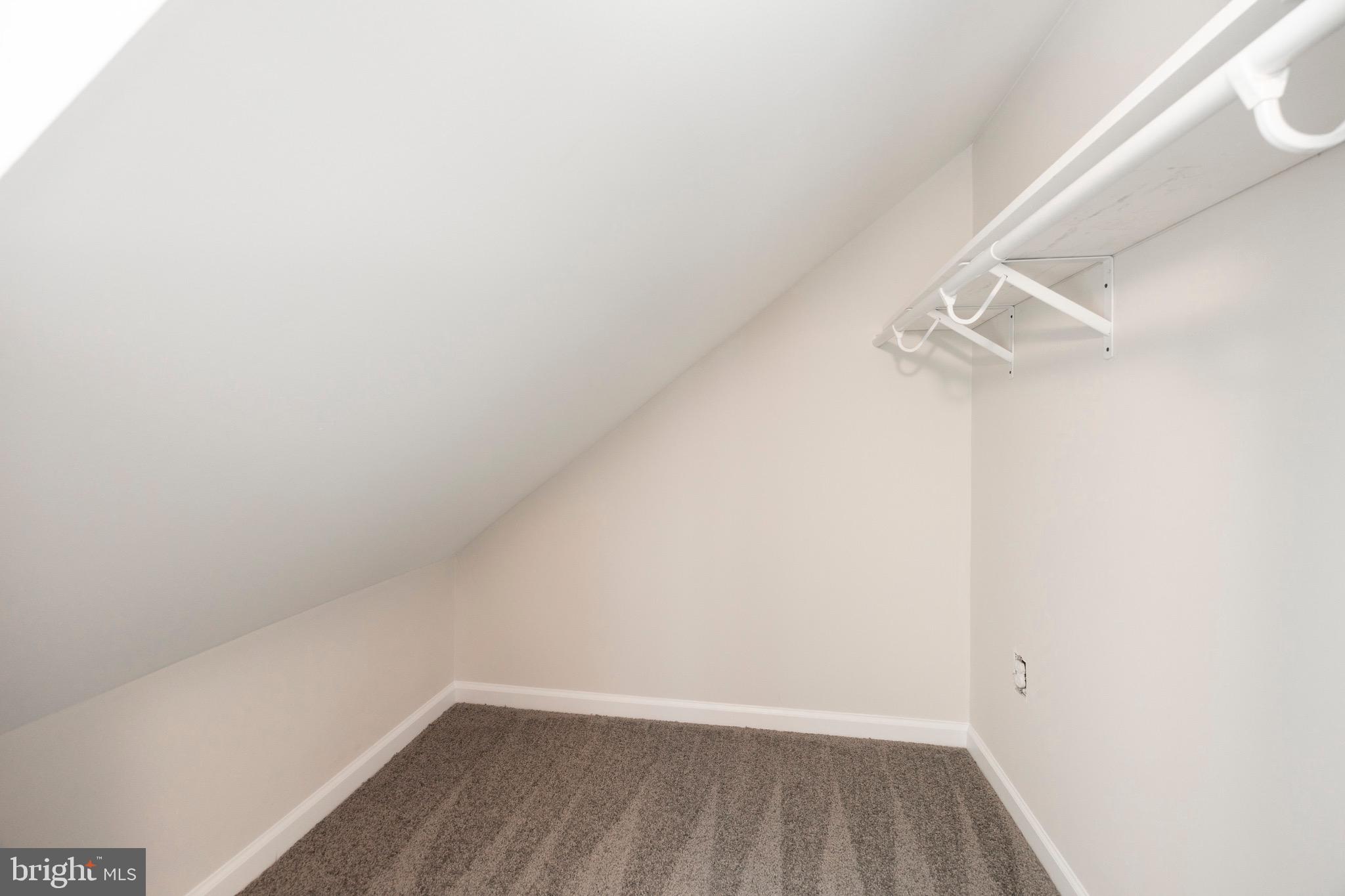 ROMAN VILLAGE - Residential